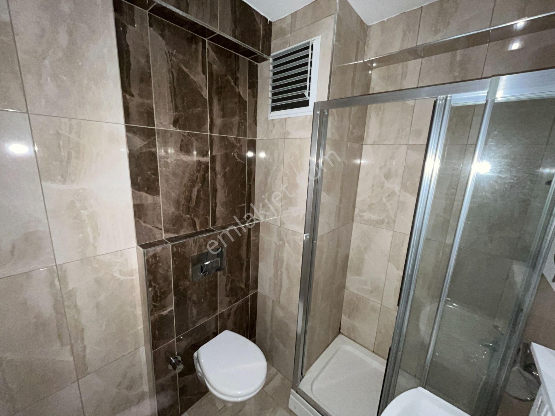 Ataşehir Esatpaşada Ulaşıma Yakın, 2+1 Açık Mutfak Kiralık Daire - Görsel 26