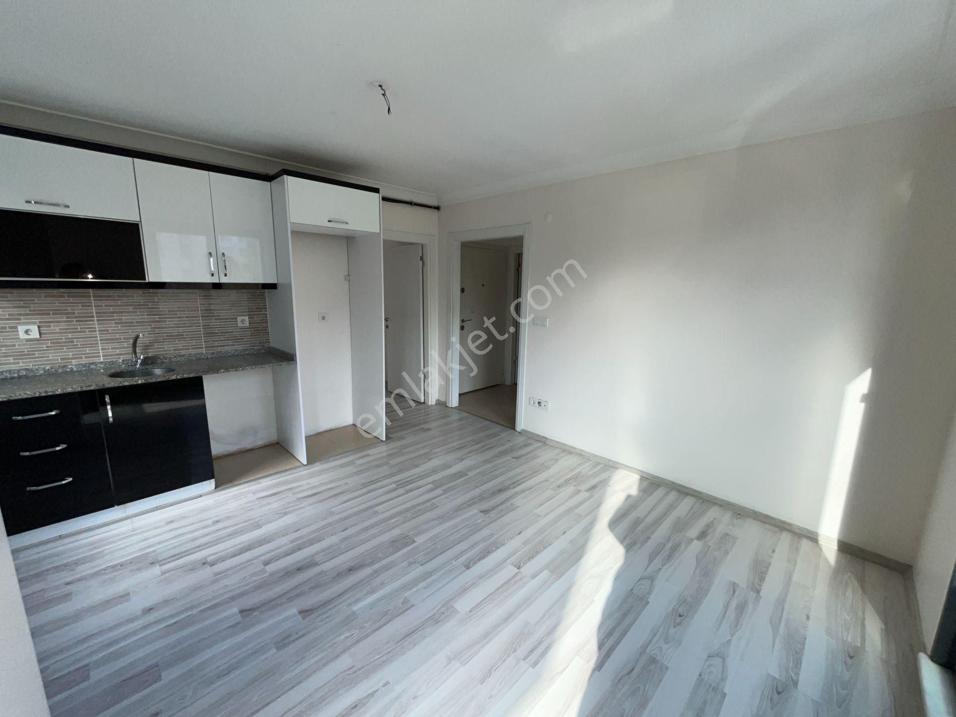 Ataşehir Esatpaşada Ulaşıma Yakın, 2+1 Açık Mutfak Kiralık Daire - Görsel 15