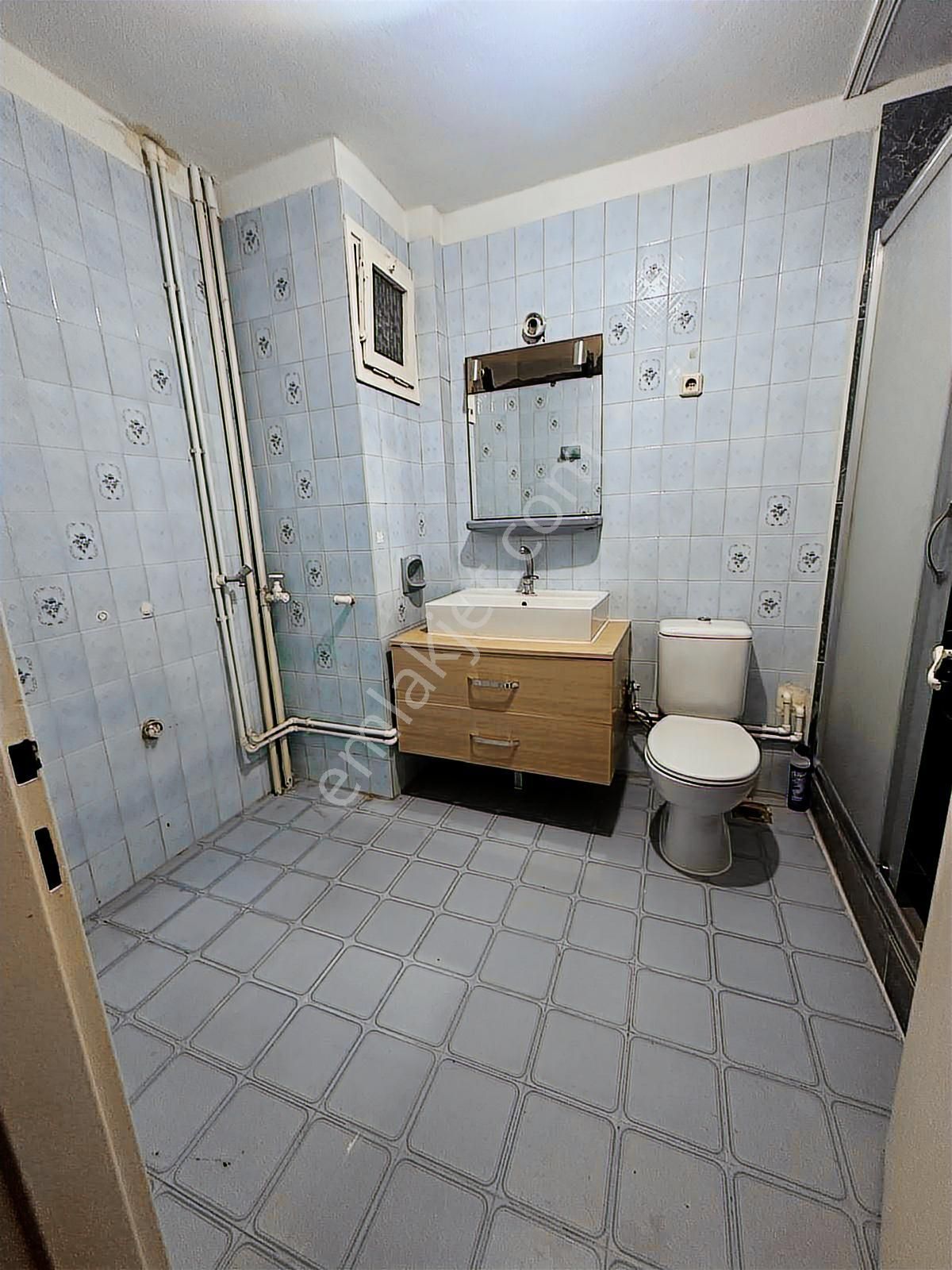 Beşevler Göbekde Metro Yakını 3+1 Orta Kat 130 M2 Kiralık Daire - Görsel 23