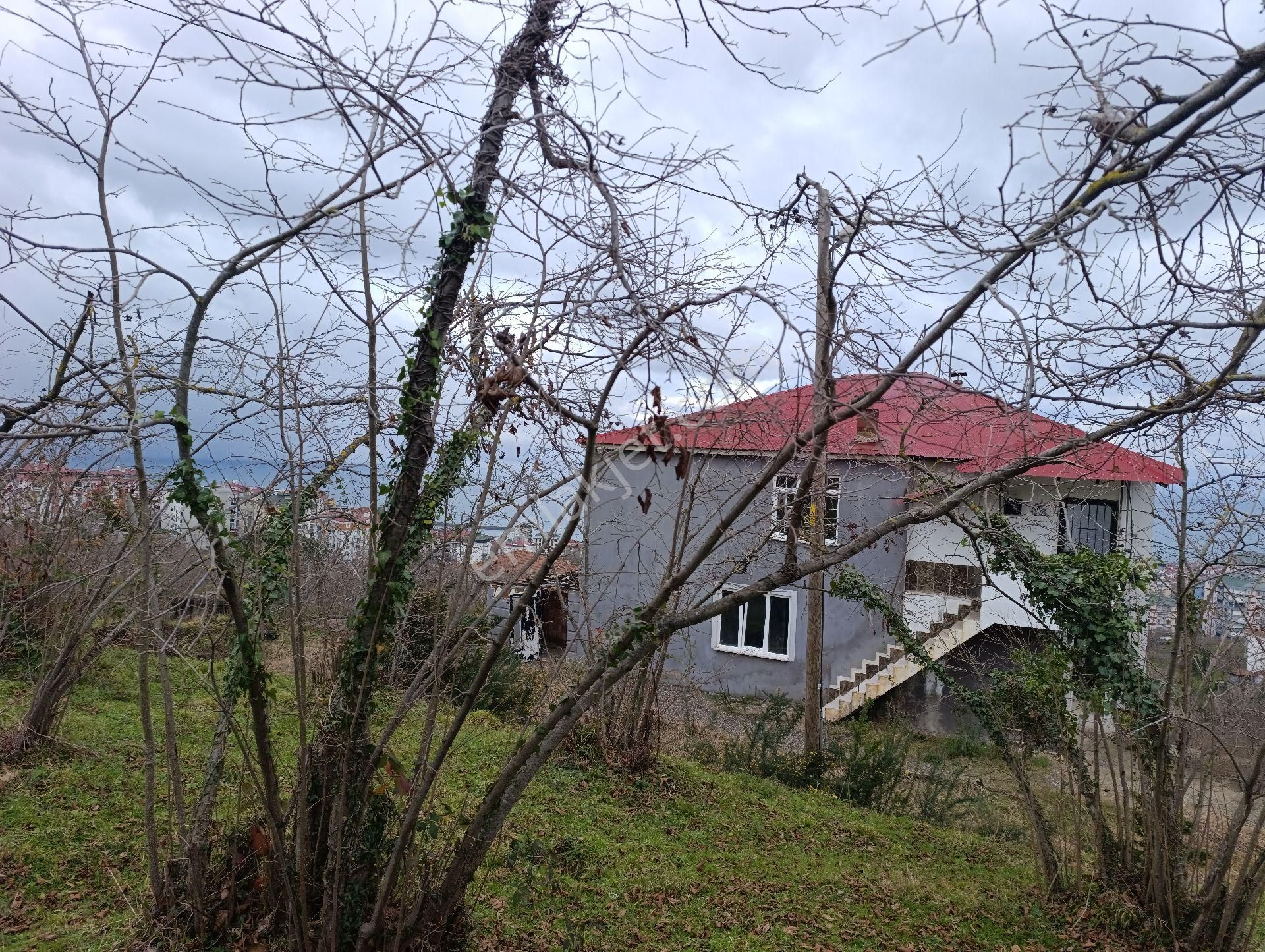Havalanı Karşısı Kanuni Mahallesinde Satılık Üzerinde 2 Katlı Ev Ve Arsası - Görsel 8