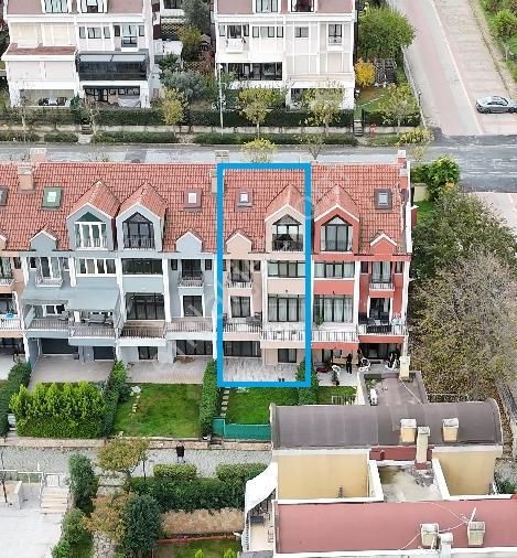 Bahçeşehir Ebruli Evleri'nde 5+2 Lüks Tasarımlı Satılık Villa - Görsel 33