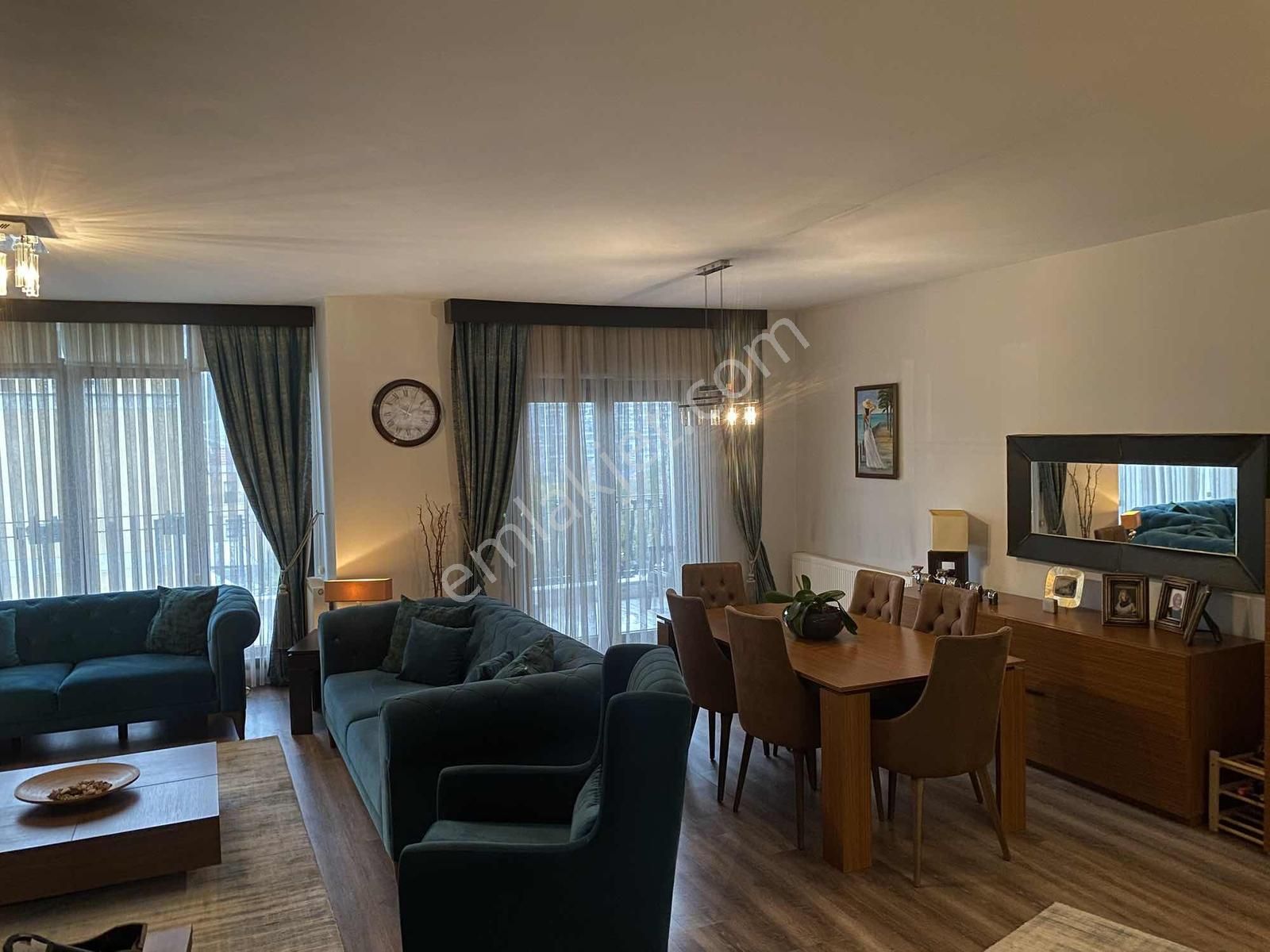 Bahçeşehir Ebruli Evleri'nde 5+2 Lüks Tasarımlı Satılık Villa - Görsel 34