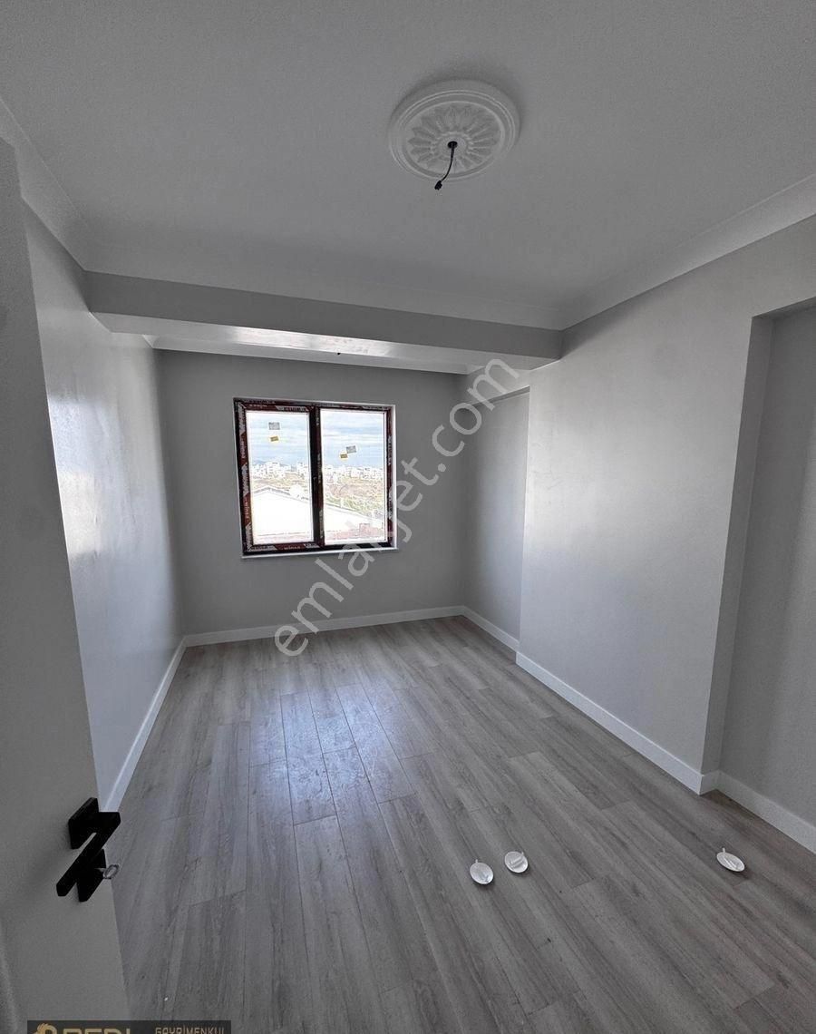 Real Gayrimenkulden Yeni Mahallede 1+1 Satılık Daire - Görsel 13