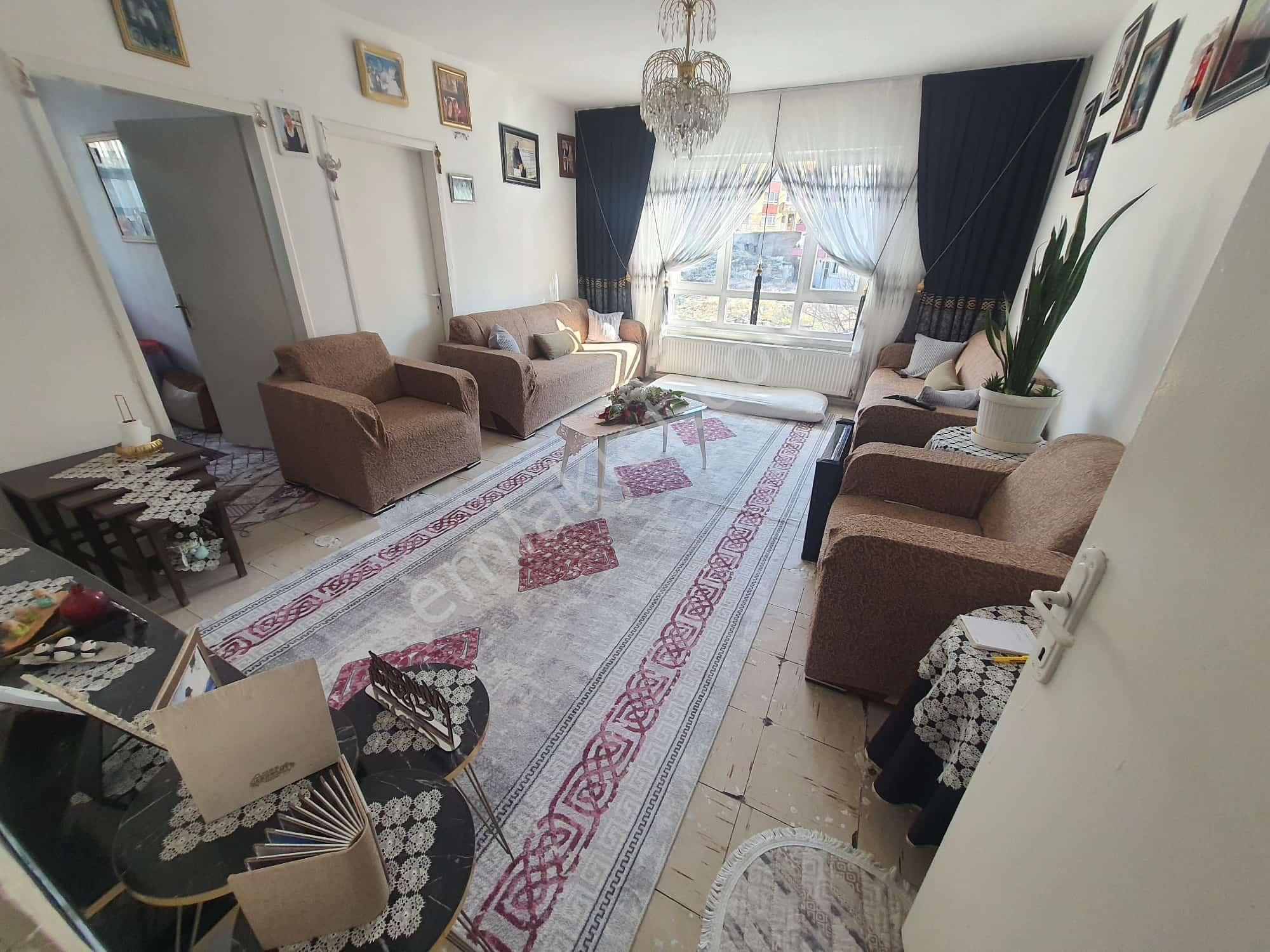 Gültepede Satılık Fırsat Arakat 3+1 Daire Kısa Süre Çok Uygun Fiyata - Görsel 4