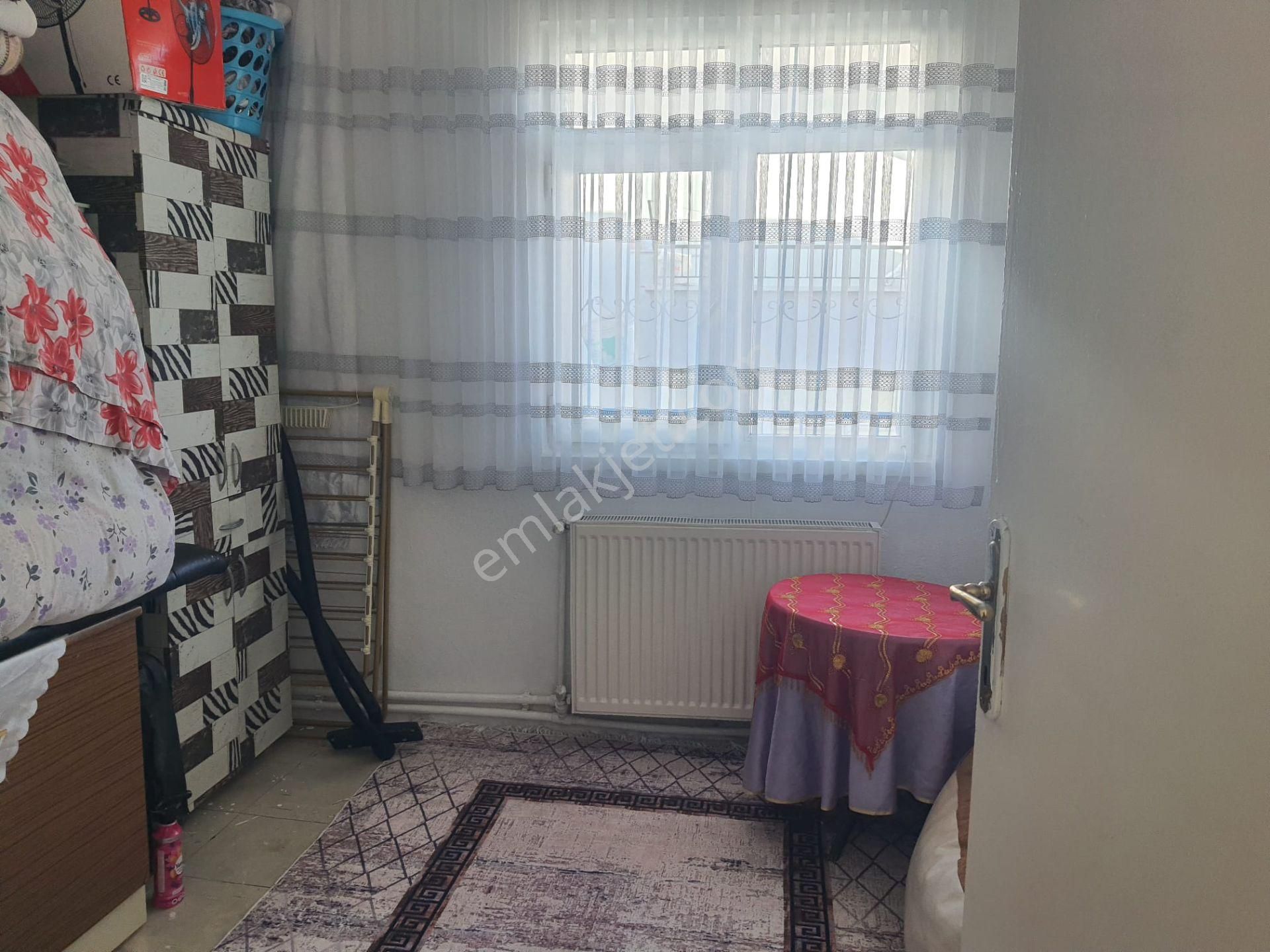 Gültepede Satılık Fırsat Arakat 3+1 Daire Kısa Süre Çok Uygun Fiyata - Görsel 11