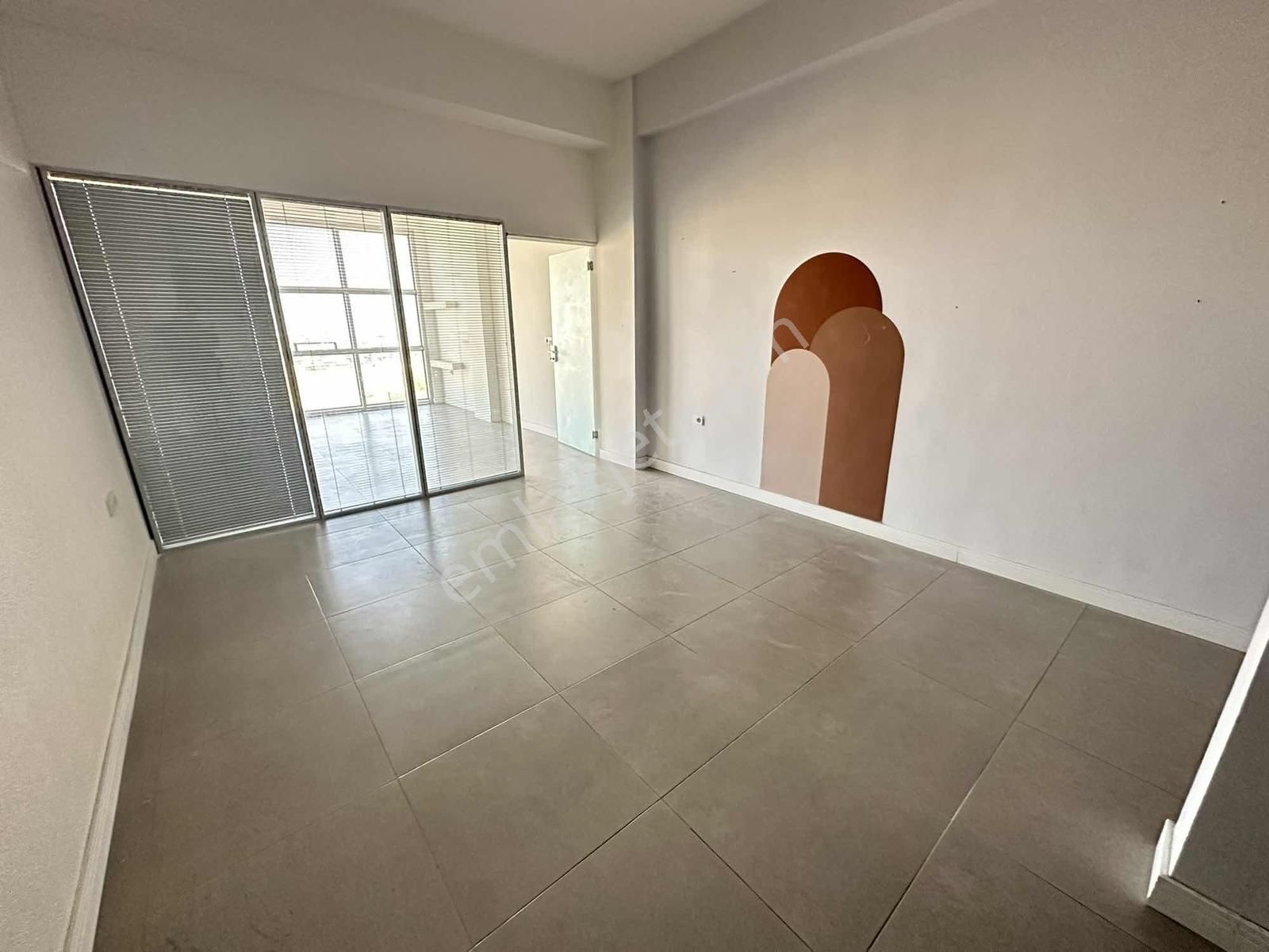 Century 21 Net'ten Bölgenin En Ferah Ofisi Satışta