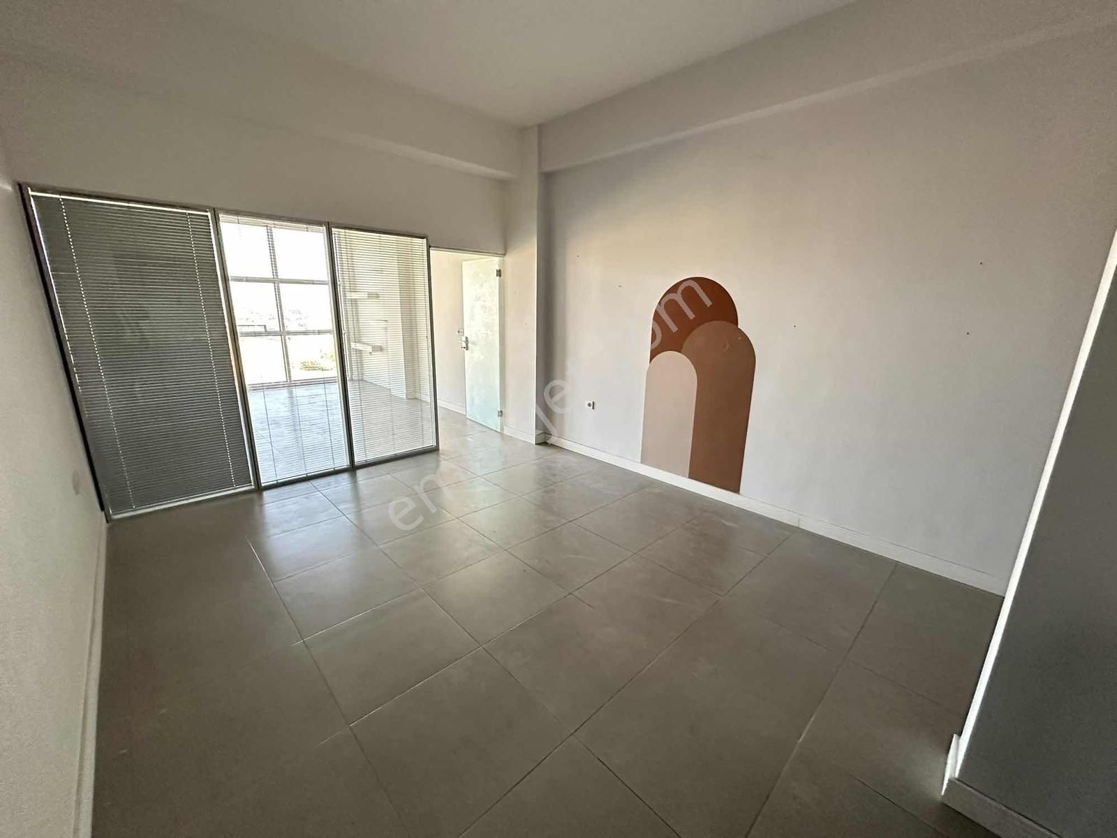 Century 21 Net'ten Bölgenin En Ferah Ofisi Satışta - Görsel 9