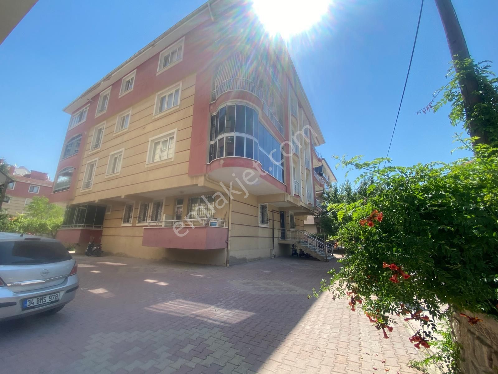 Araplar Mahallesi Fetih Caddesi Yakını 4+1 Satılık Daire - Görsel 21