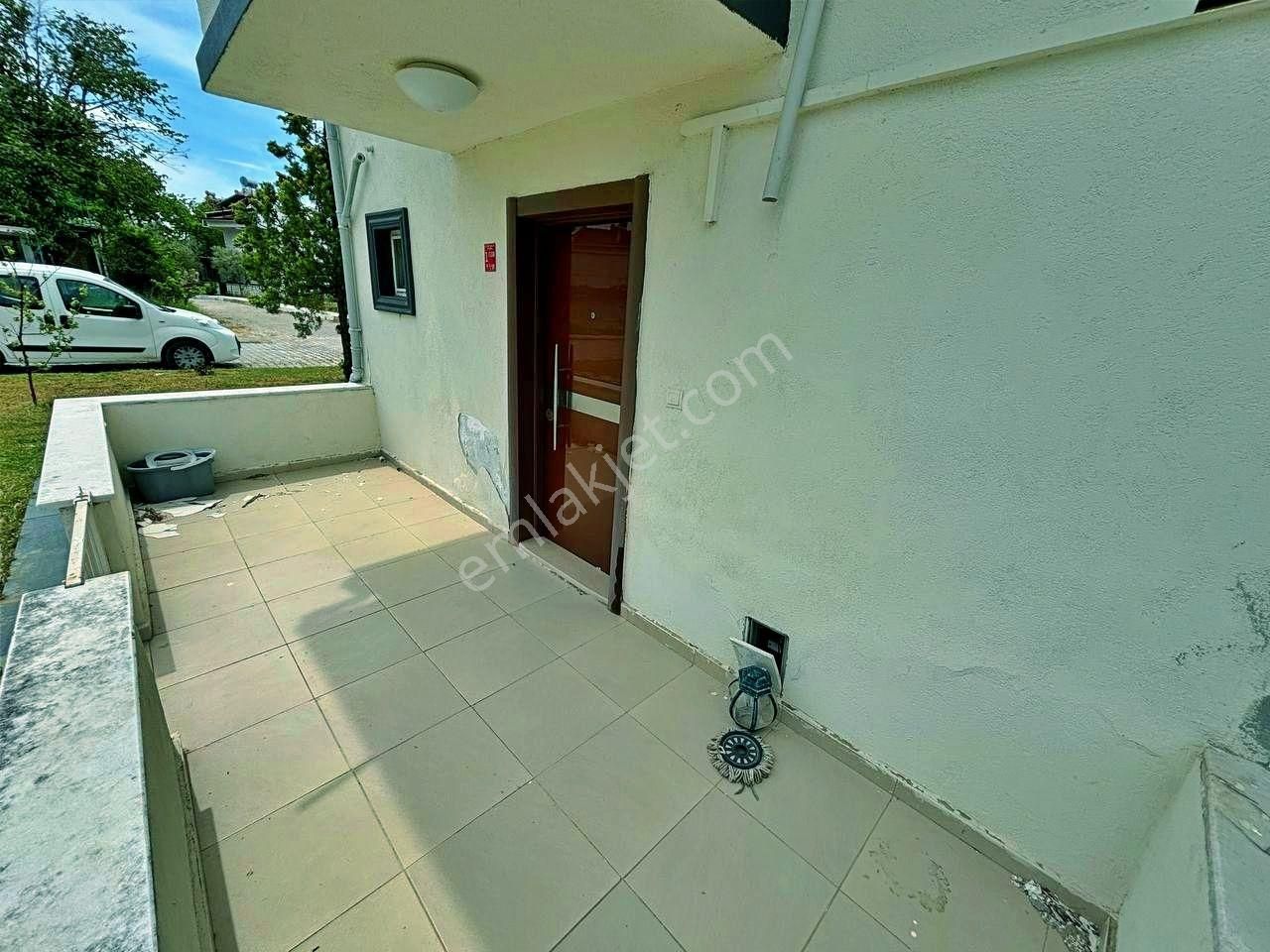 Uytundan Burhaniyede Denize Sıfır Satılık 2+1 Villa - Görsel 24