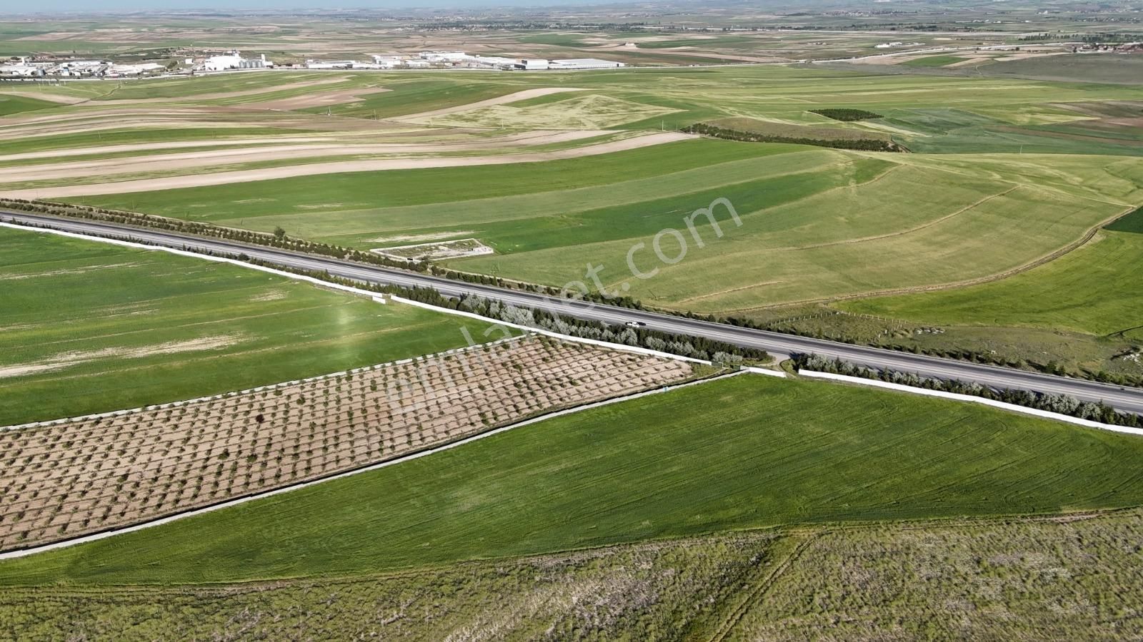 Afyonkarahisar, Emirdağ, Anayola Bitişik, Taş Ev , Havuzlu - Görsel 25