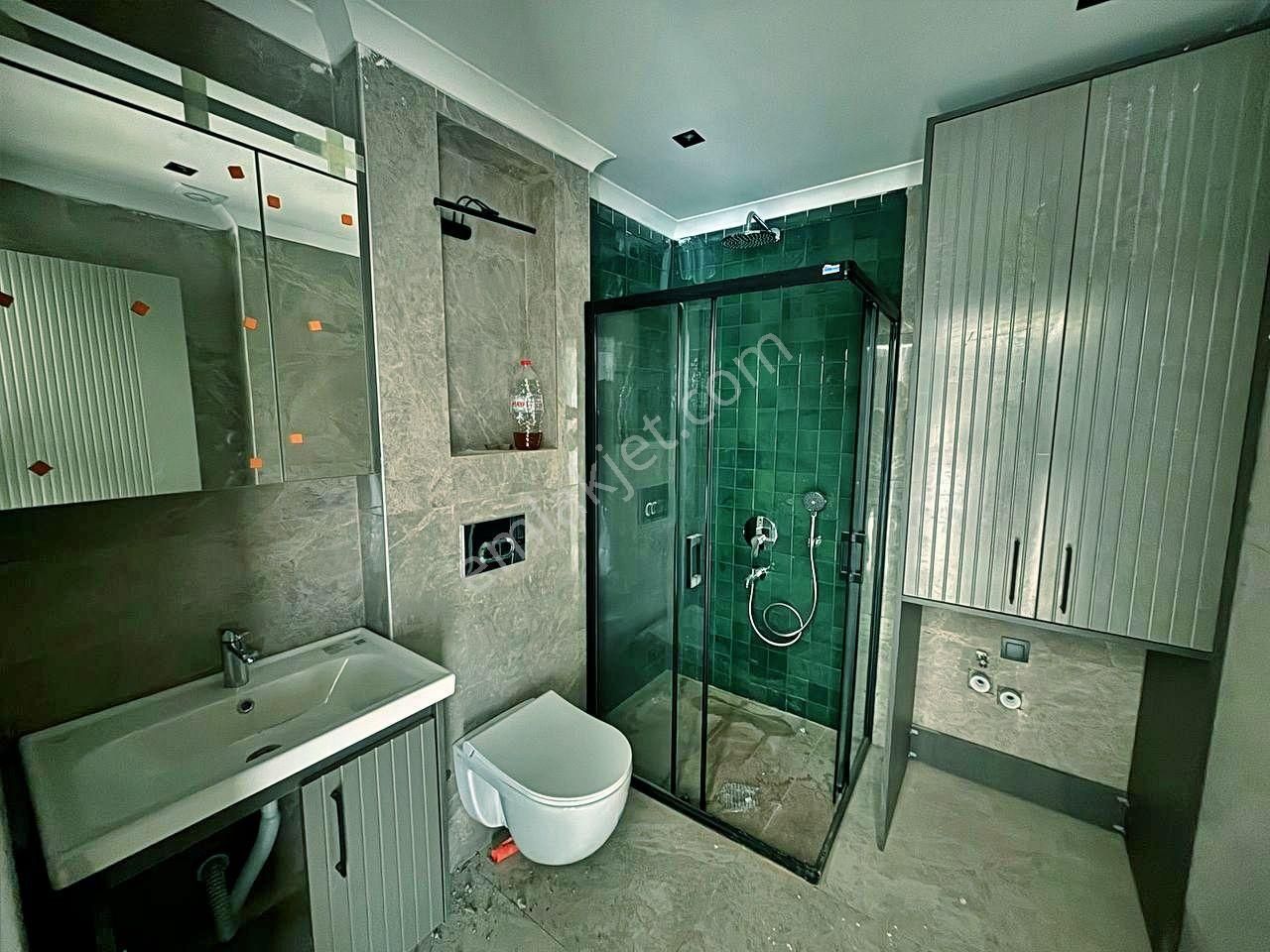 Uytundan Burhaniye Ören'de Havuzlu Ultralüks Sitede Kiralık 1+1 - Görsel 24