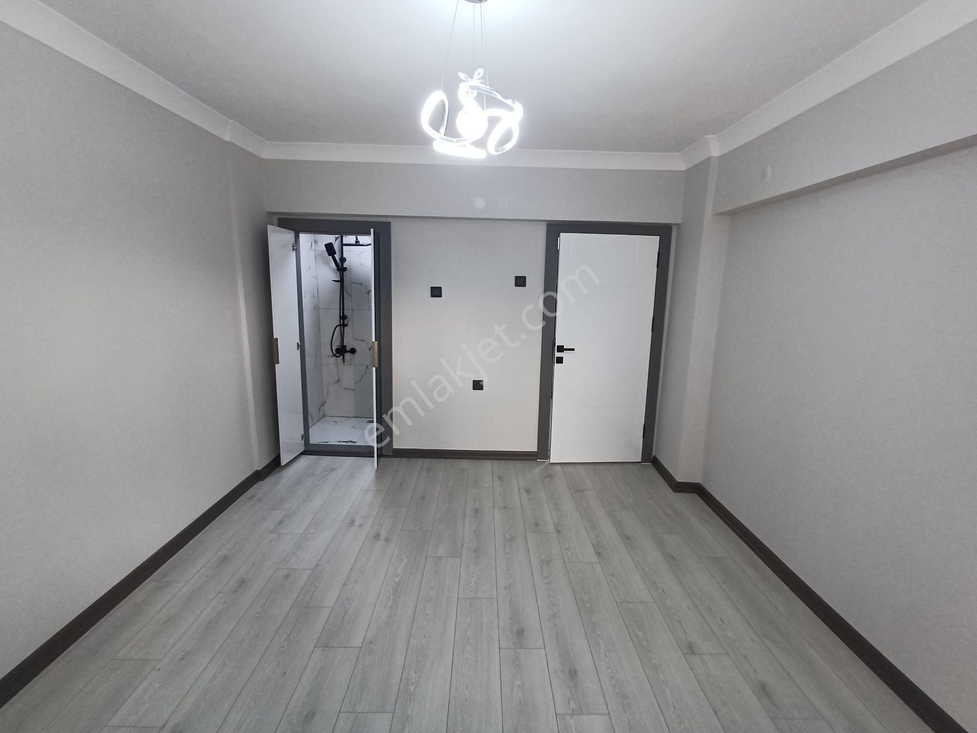 Sincan Plevne Mahallesinde Ultra Lüks Yapılı Satılık 3+1 Daire - Görsel 16