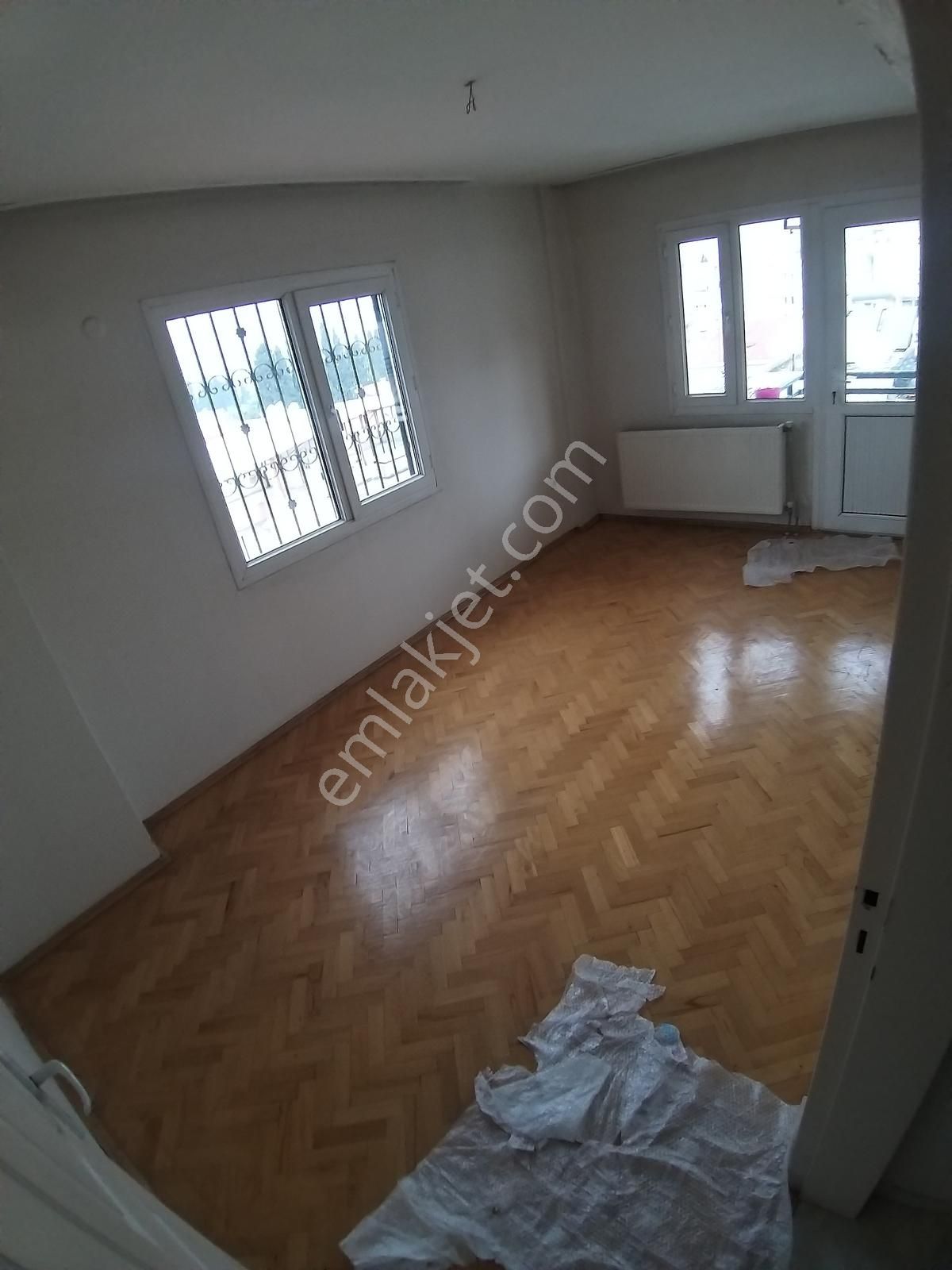 Bucamenderes Caddesinde//uçanyolyakını//asansörlü//90m2-2+1 - Görsel 2
