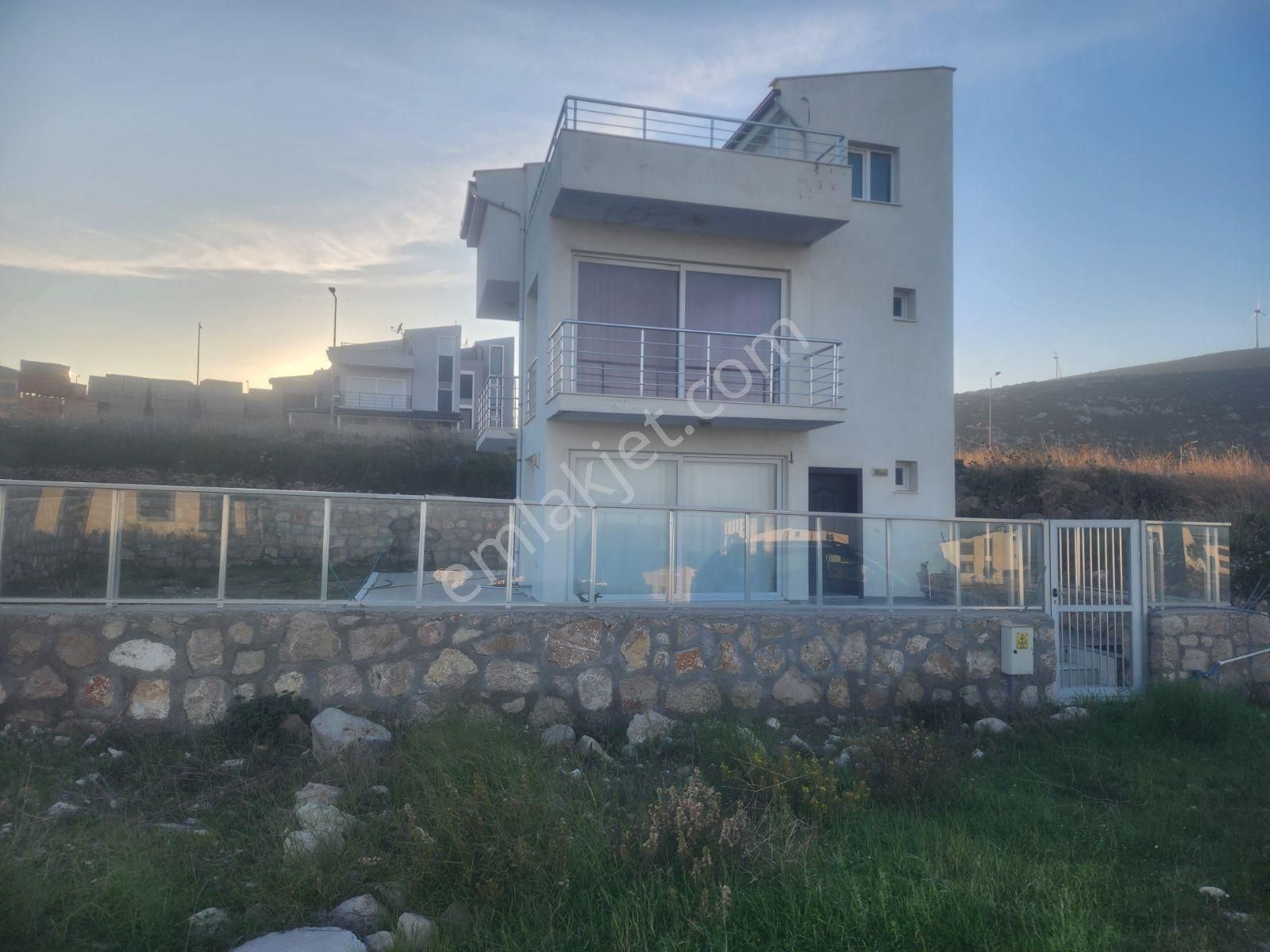 Mordoğan Emlak 4 Oda 1 Salon Eşyalı Trıblex Kiralıktır - Görsel 13