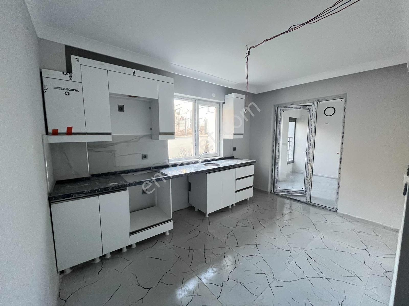 2+1 90 M2 Teras Balkon Cam Balkon Vestiyer Duşakabin Full Yapılı - Görsel 11