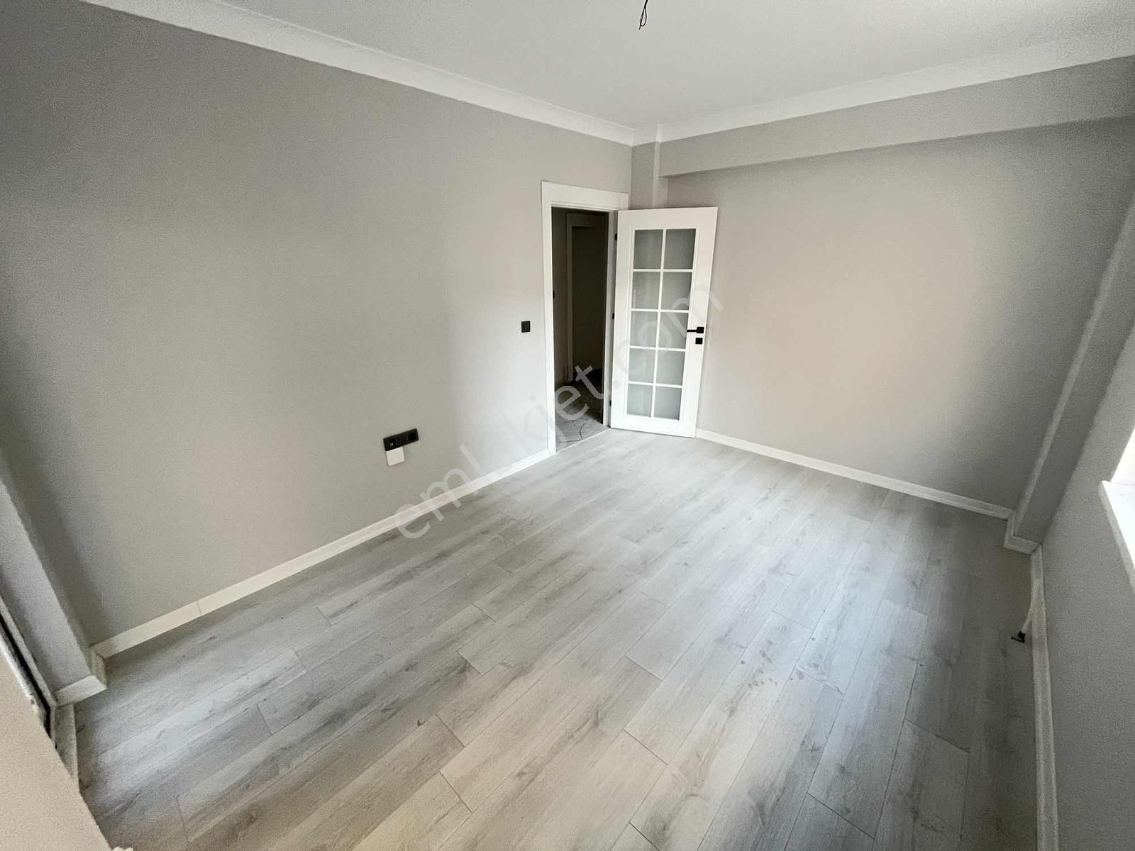 2+1 90 M2 Teras Balkon Cam Balkon Vestiyer Duşakabin Full Yapılı - Görsel 15