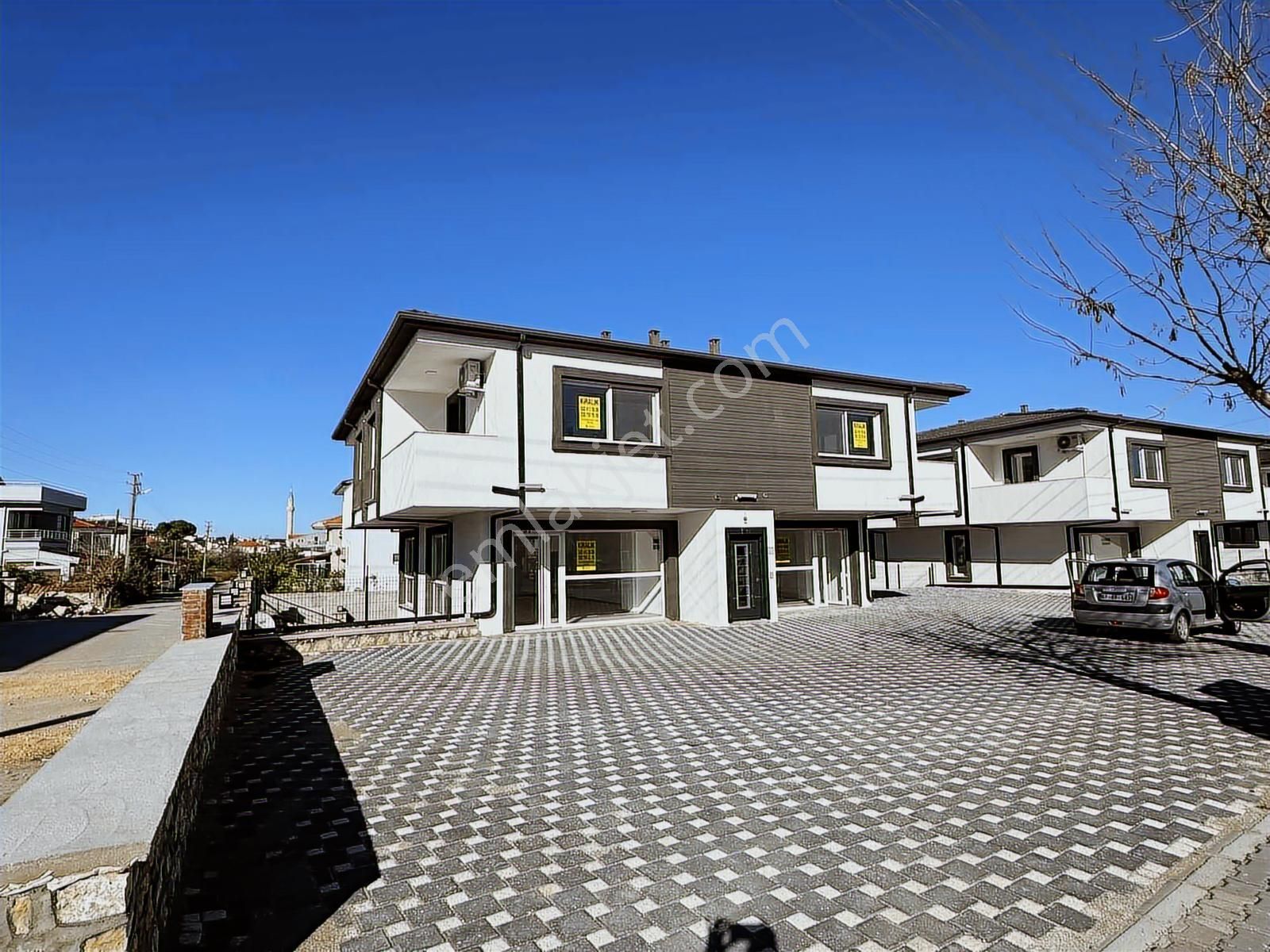 Mordoğan Emlaktan Caddeye Sıfır 60m2 Sıfır Kiralık İş Yerleri - Görsel 5