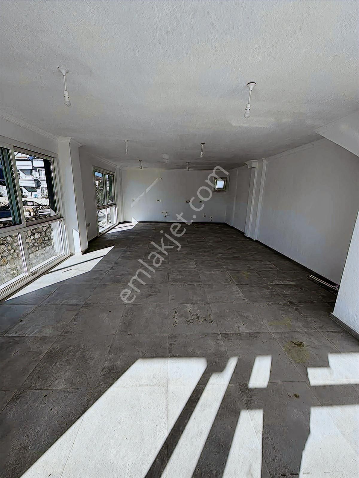 Mordoğan Emlaktan Caddeye Sıfır 60m2 Sıfır Kiralık İş Yerleri - Görsel 10