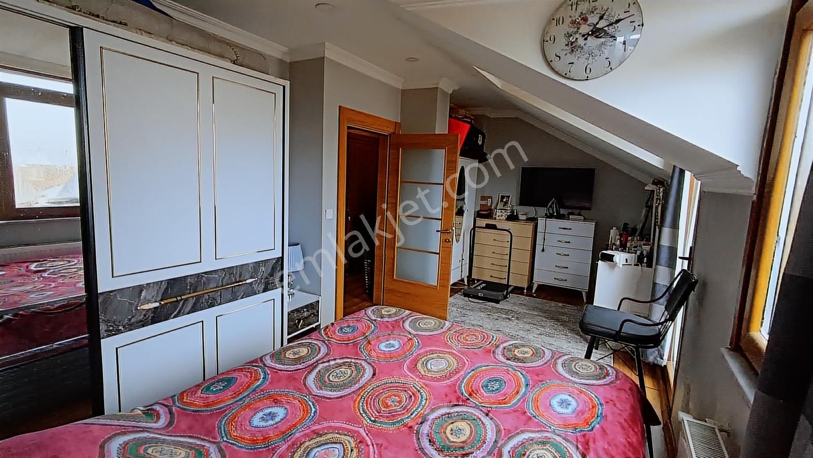 Metrobüse Yürüme Mesafesinde Çatı Dubleks - Görsel 28