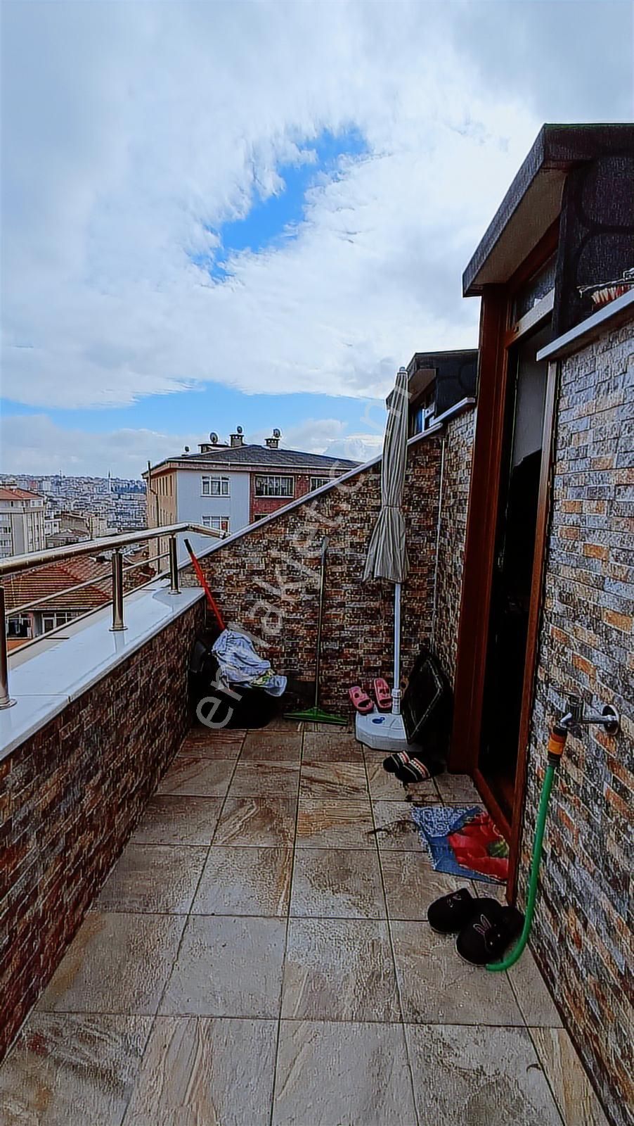 Metrobüse Yürüme Mesafesinde Çatı Dubleks - Görsel 3