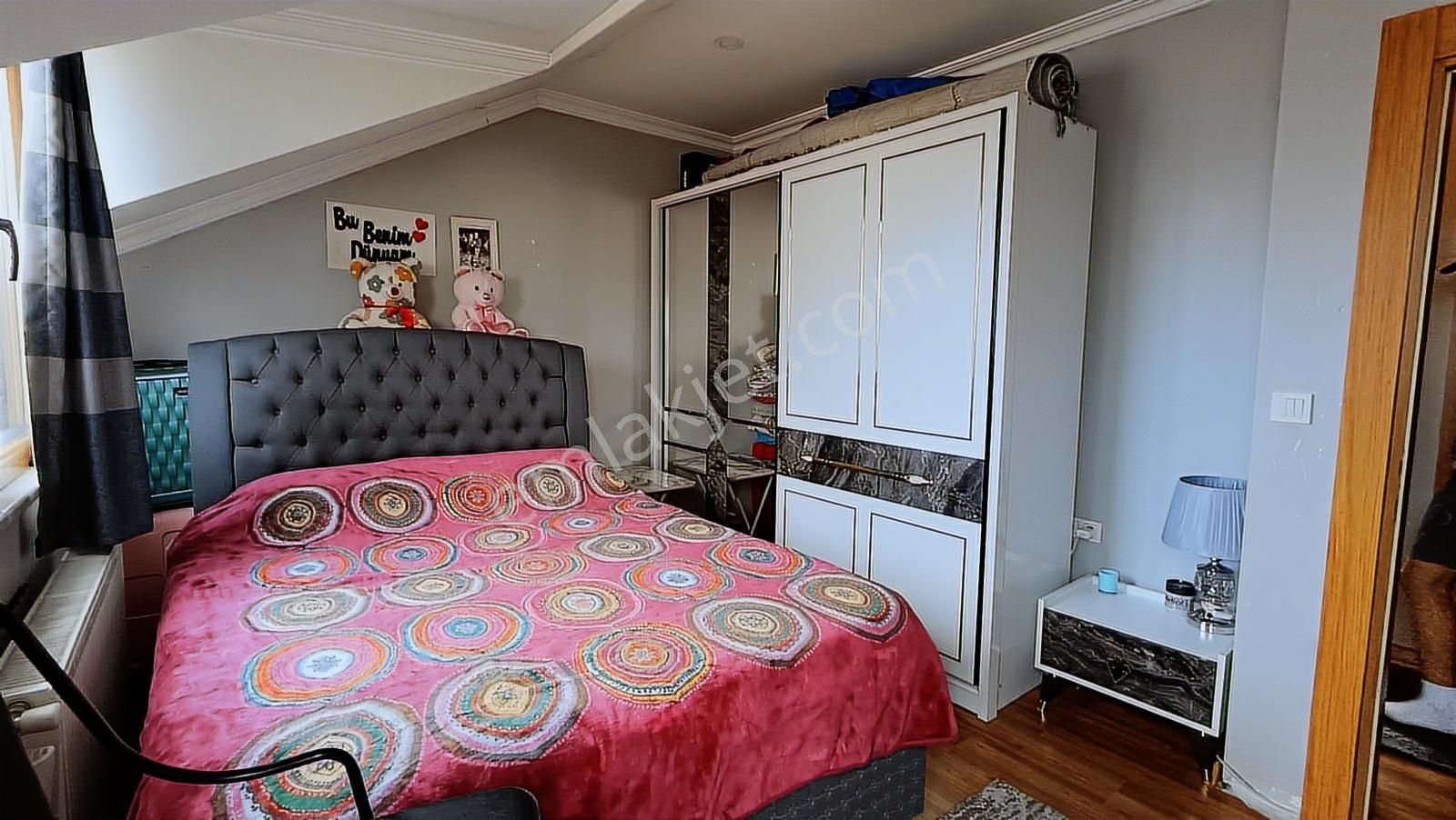 Metrobüse Yürüme Mesafesinde Çatı Dubleks - Görsel 20