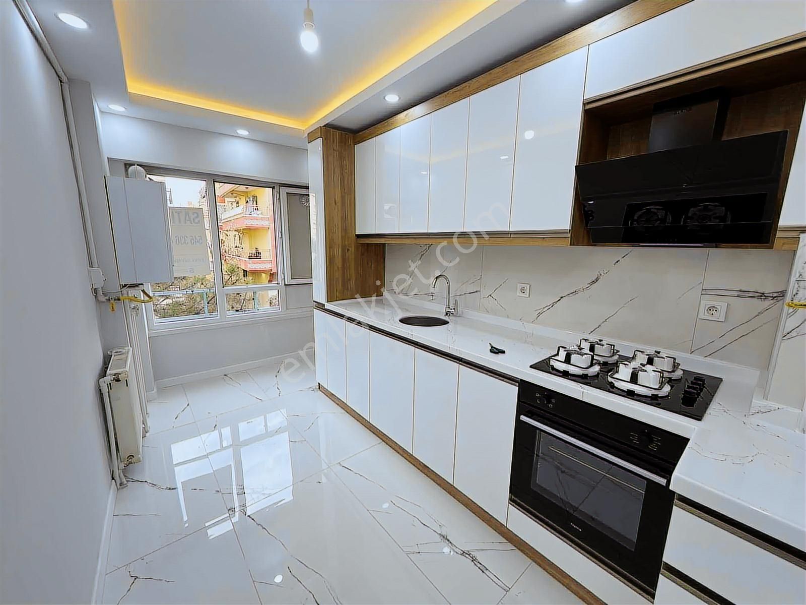 Eviva'dan Etimesgut Merkezde Ara Katta Full Yapılı 3+1 Daire