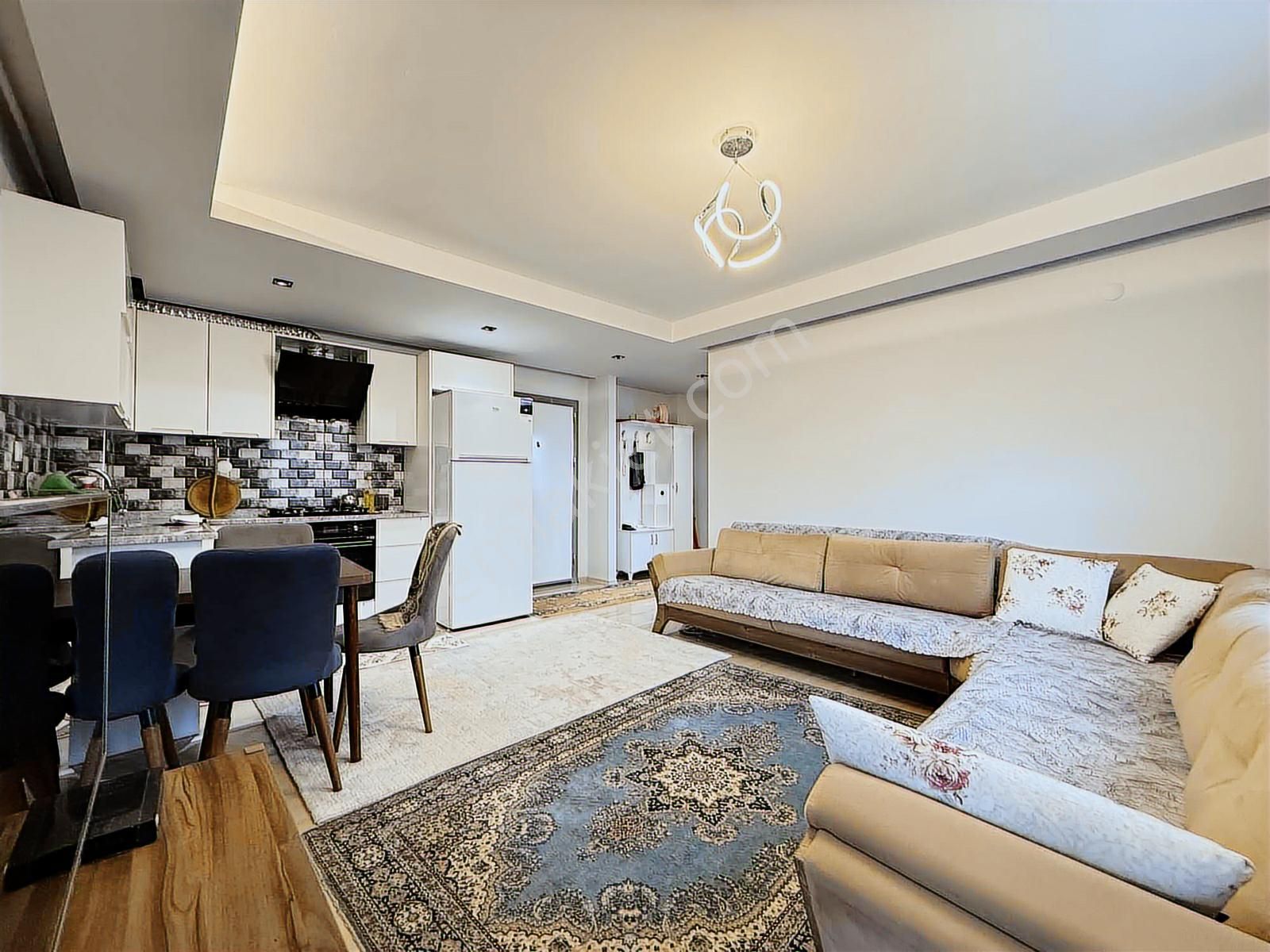 Atakan Lay'dan Atakent'te Tramvaya Cephe Satılık Eşyalı 1+1daire - Görsel 14