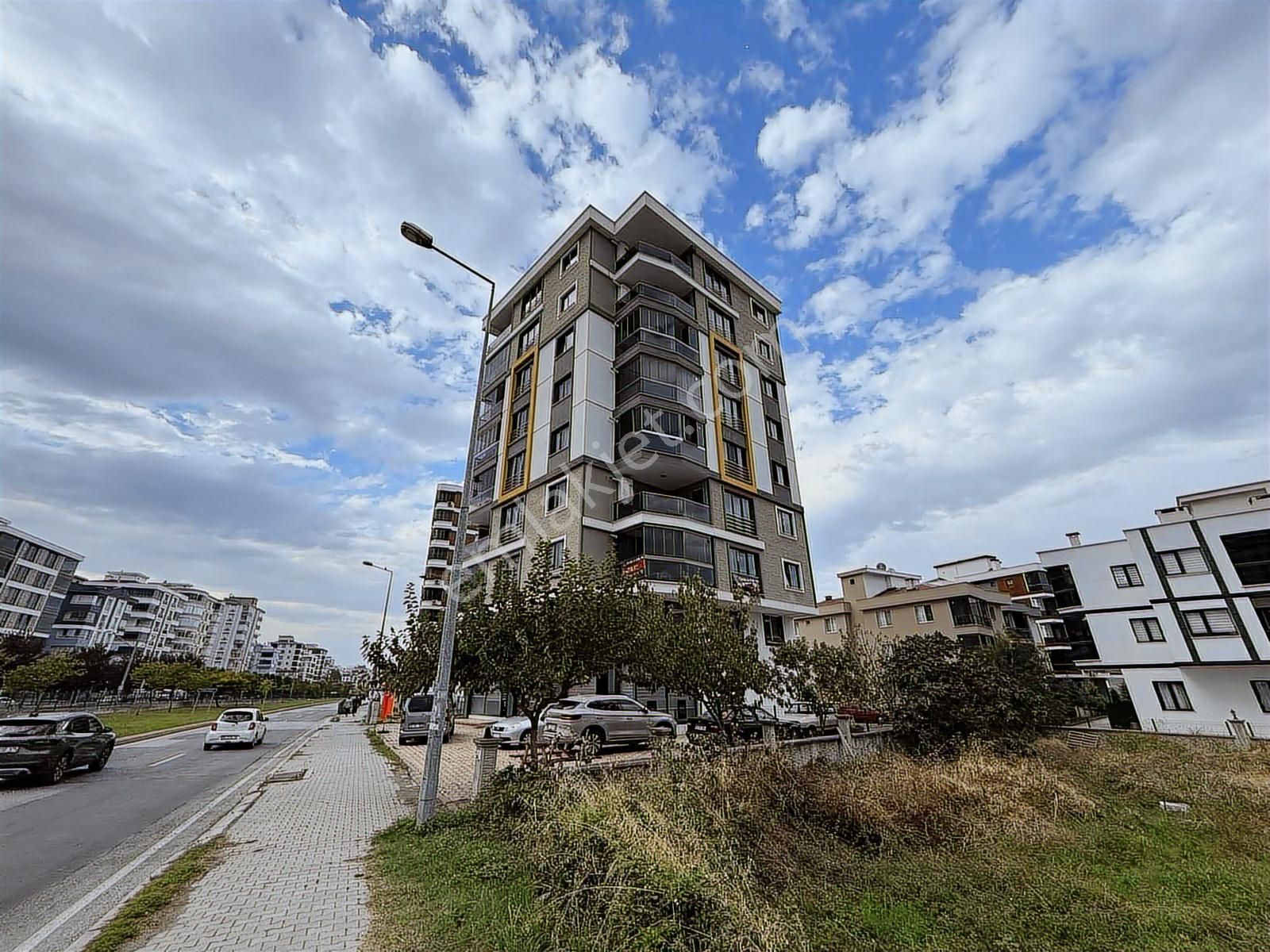 Atakan Lay'dan Atakent'te Tramvaya Cephe Satılık Eşyalı 1+1daire - Görsel 26