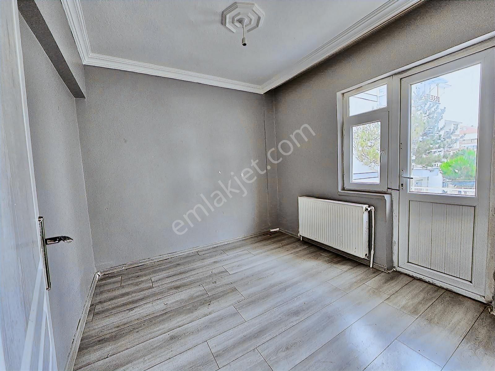 Sincan Pınarbaşı Mah. 3+1 Full Yapılı Ara Katta Satılık Daire - Görsel 12