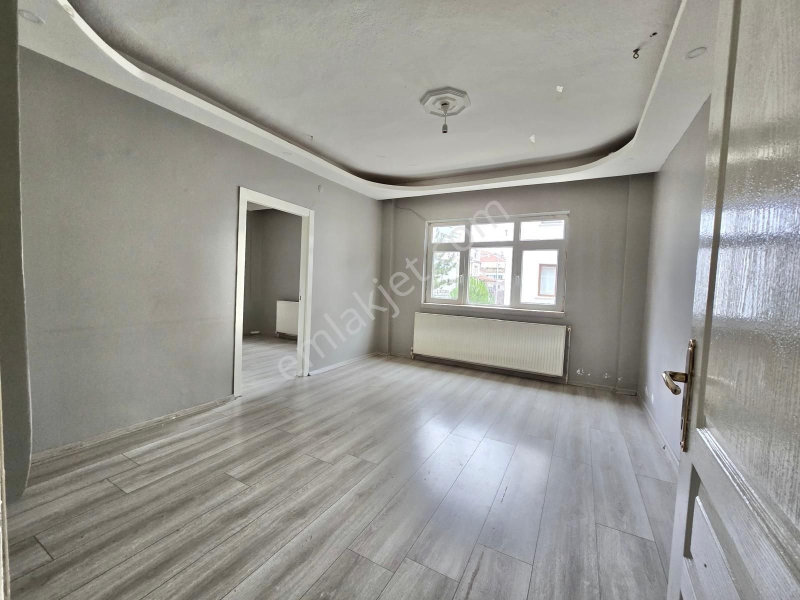 Sincan Pınarbaşı Mah. 3+1 Full Yapılı Ara Katta Satılık Daire - Görsel 8