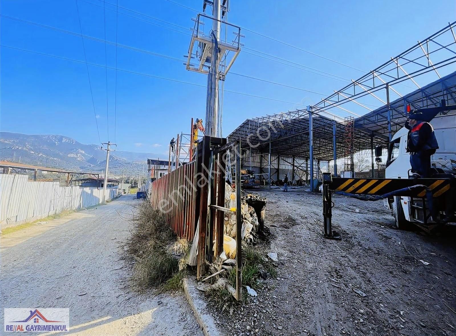 Real'den Gökdere'de Kiralık 1000 M2 Depo - Görsel 4