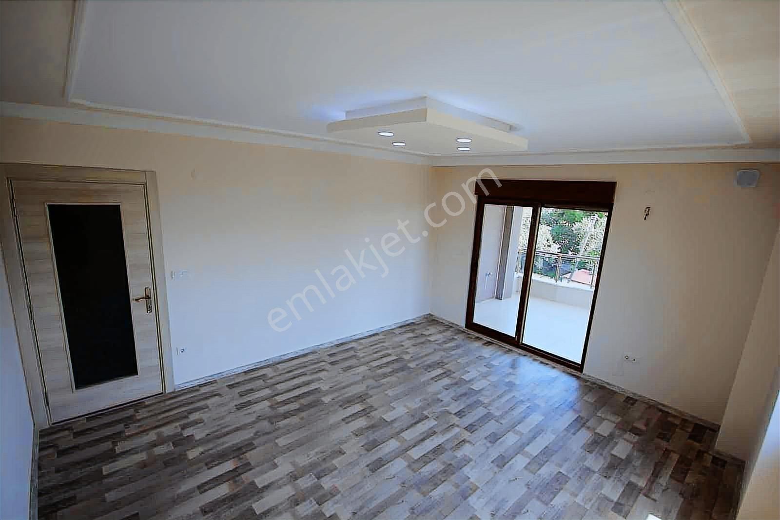 Altınoluk'ta Havuzlu Sitede 2+1 Modern Daire Erim Gayrimenkul - Görsel 24