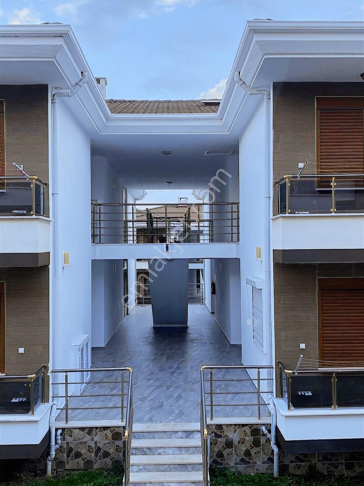 Altınoluk'ta Havuzlu Sitede 2+1 Modern Daire Erim Gayrimenkul - Görsel 10