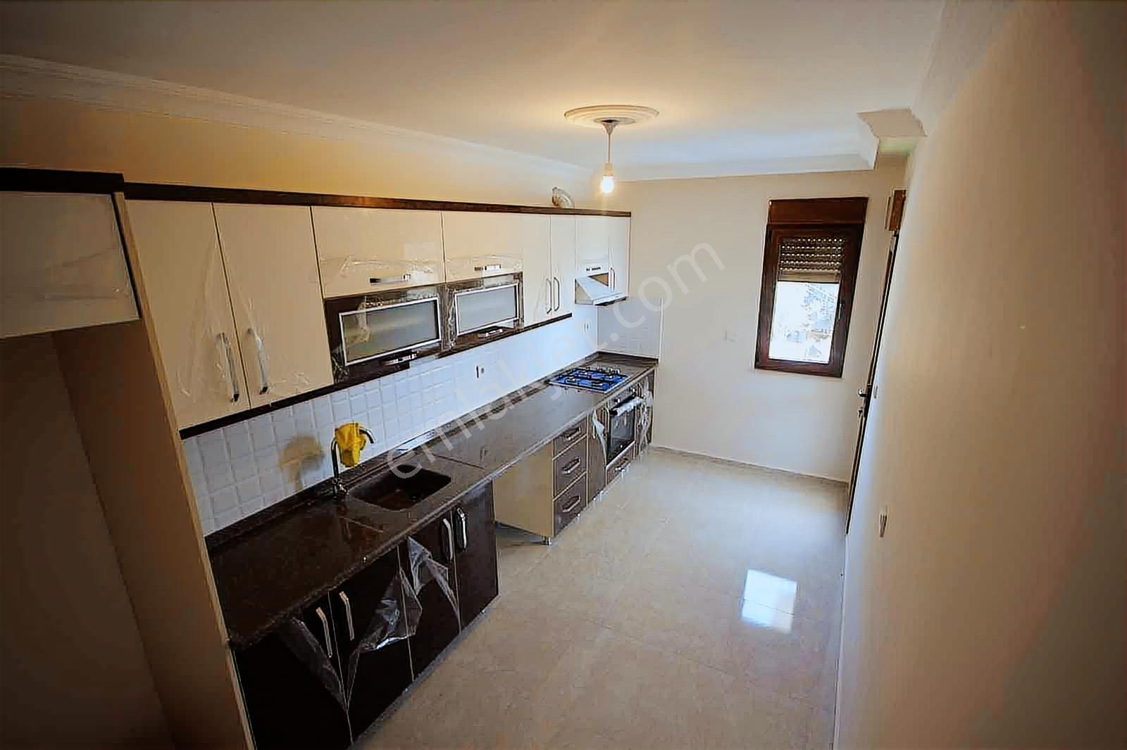 Altınoluk'ta Havuzlu Sitede 2+1 Modern Daire Erim Gayrimenkul - Görsel 12