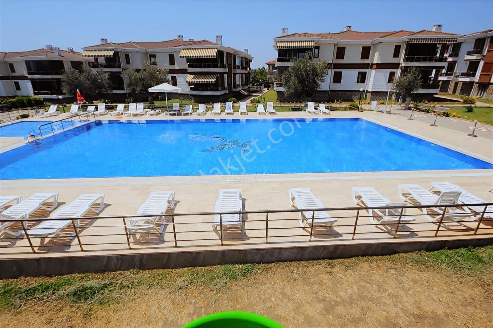 Altınoluk'ta Havuzlu Sitede 2+1 Modern Daire Erim Gayrimenkul - Görsel 30