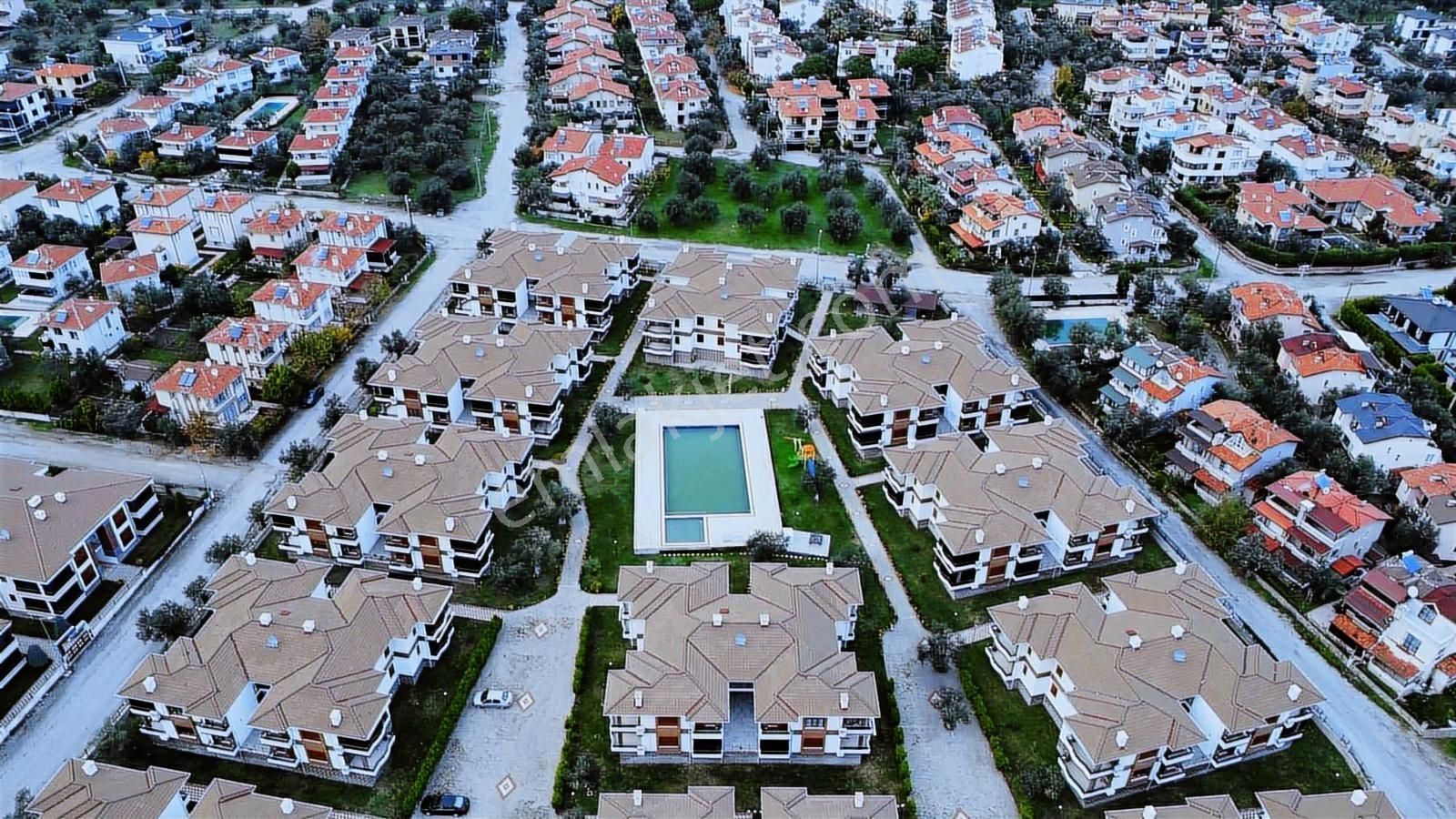 Altınoluk'ta Havuzlu Sitede 2+1 Modern Daire Erim Gayrimenkul - Görsel 6