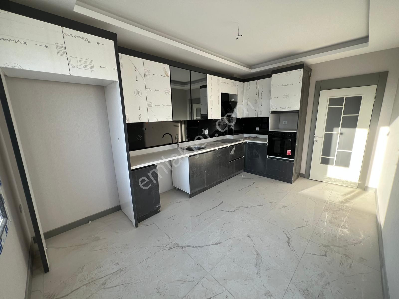 Yuvaköy'de Ultra Lüx Yapılı Site İçi Sıfır 3+1 Satılık Daire - Görsel 4