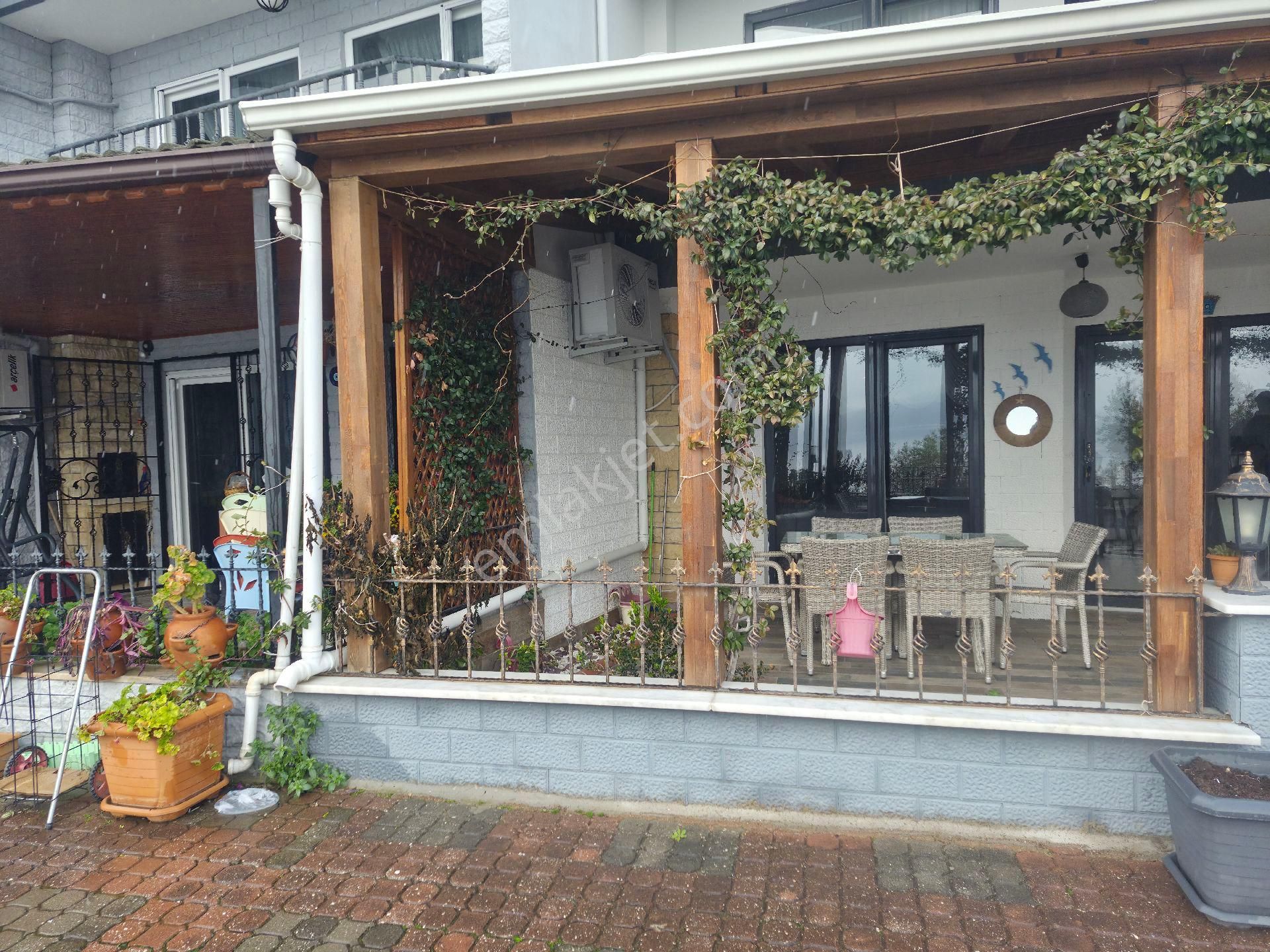 Gemlik K.kumla Feyza Emlak Tan Satılık Havuzlu Villa - Görsel 4