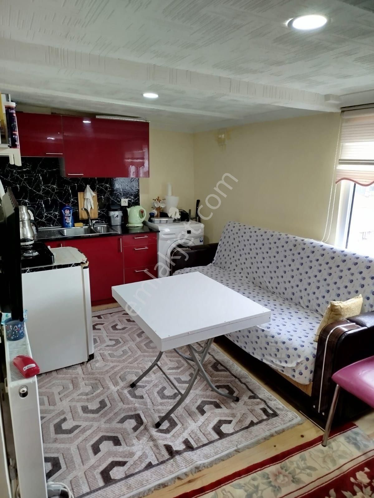 Güneyden Metroya 13 Dakika Yürüme 1+0.27m2 Stüdyo Eşyalı Daire - Görsel 8