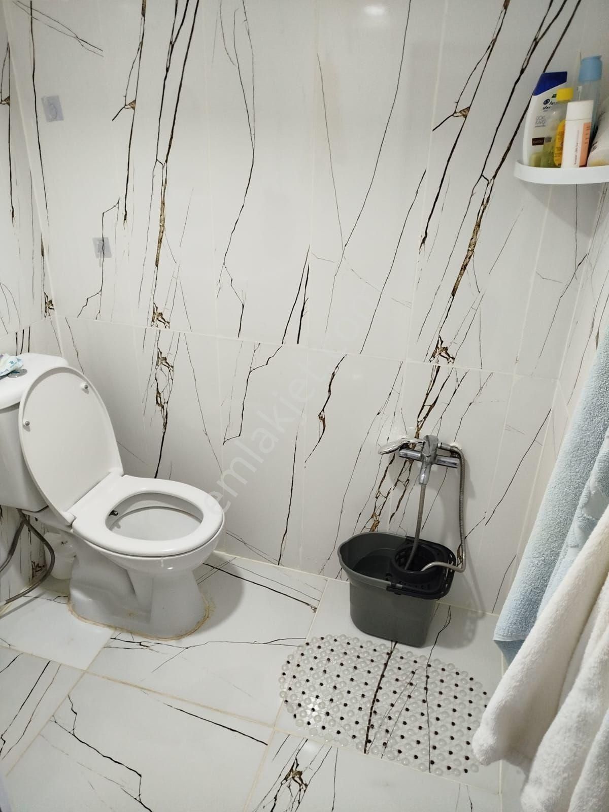 Güneyden Metroya 13 Dakika Yürüme 1+0.27m2 Stüdyo Eşyalı Daire - Görsel 5
