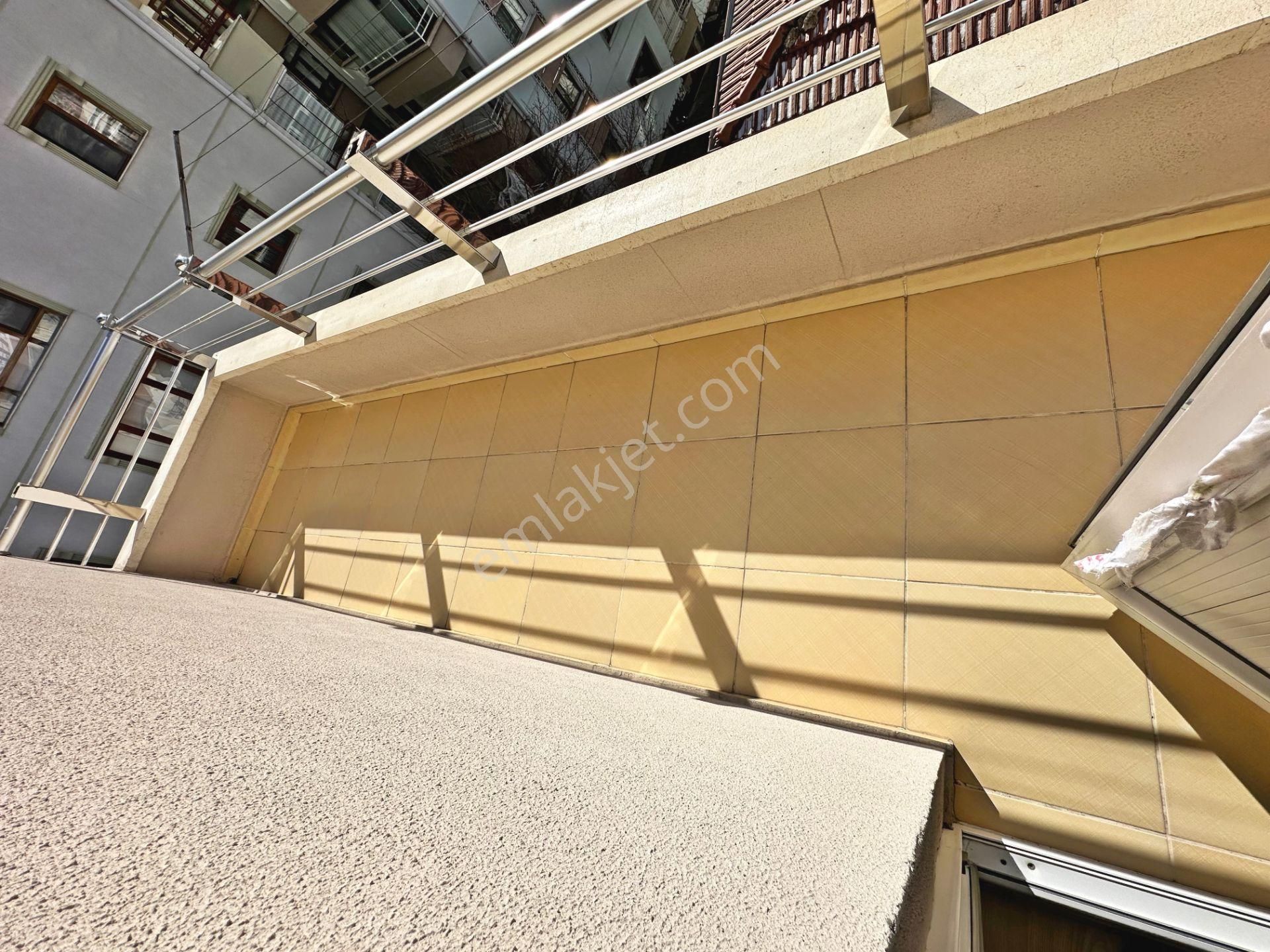 30 Ağustos Okul Yakınında Katta Asansörlü Yapılı 3+1 Satılık Daire - Görsel 16