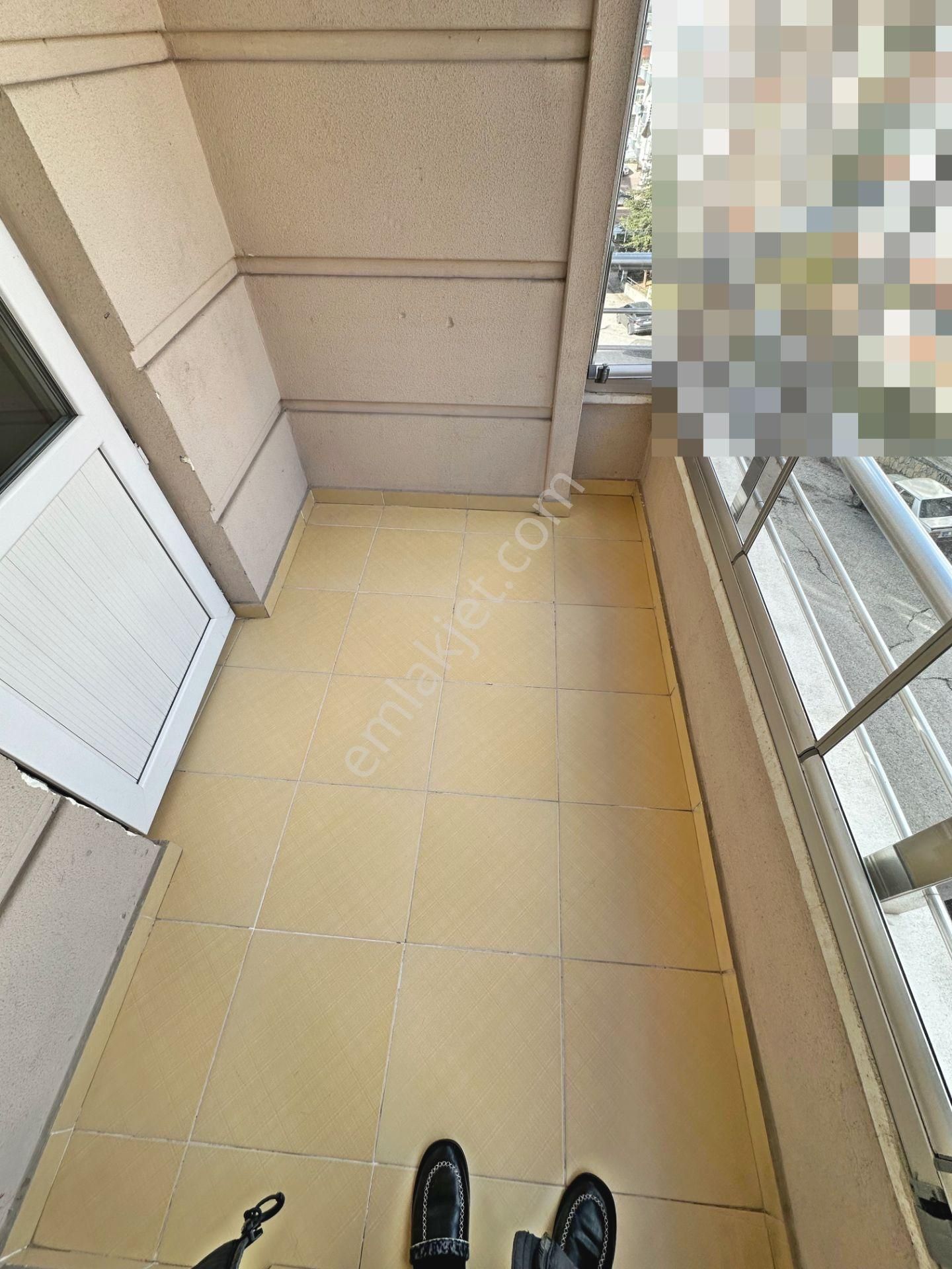 30 Ağustos Okul Yakınında Katta Asansörlü Yapılı 3+1 Satılık Daire - Görsel 3