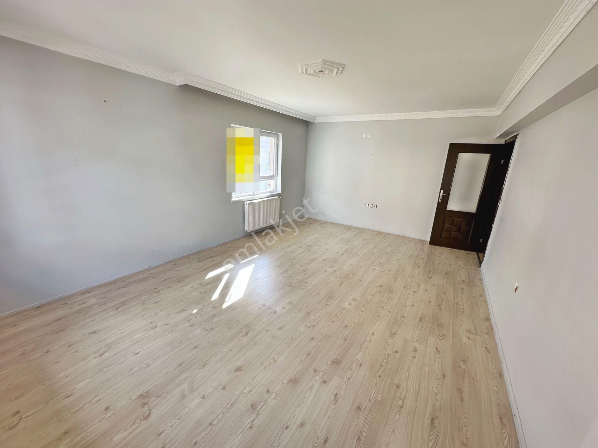 30 Ağustos Okul Yakınında Katta Asansörlü Yapılı 3+1 Satılık Daire - Görsel 9