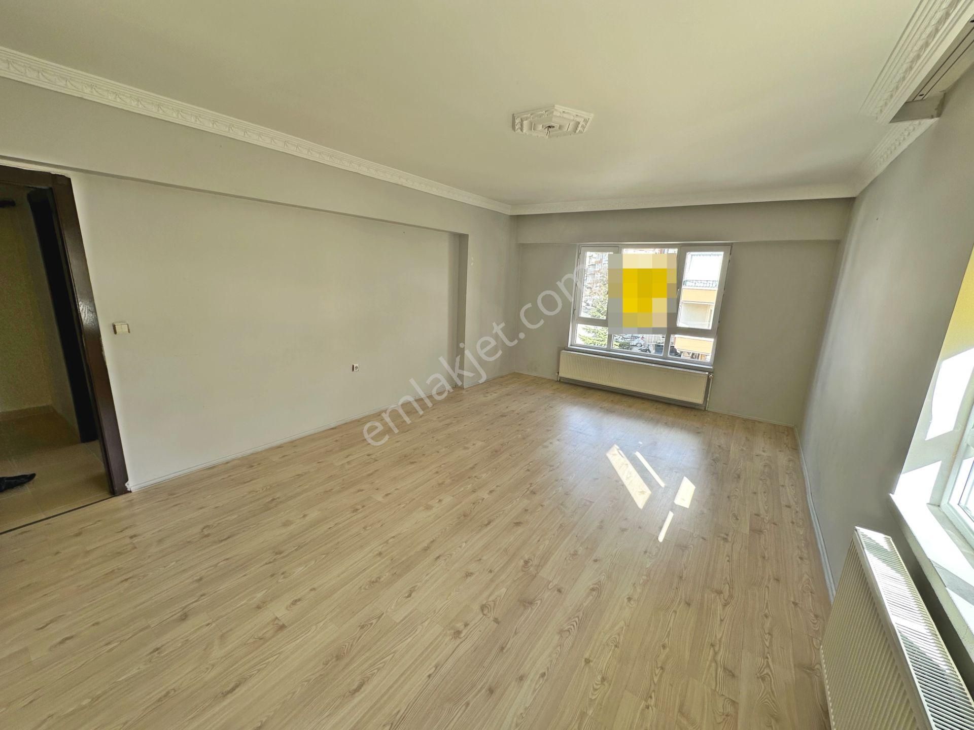 30 Ağustos Okul Yakınında Katta Asansörlü Yapılı 3+1 Satılık Daire - Görsel 8