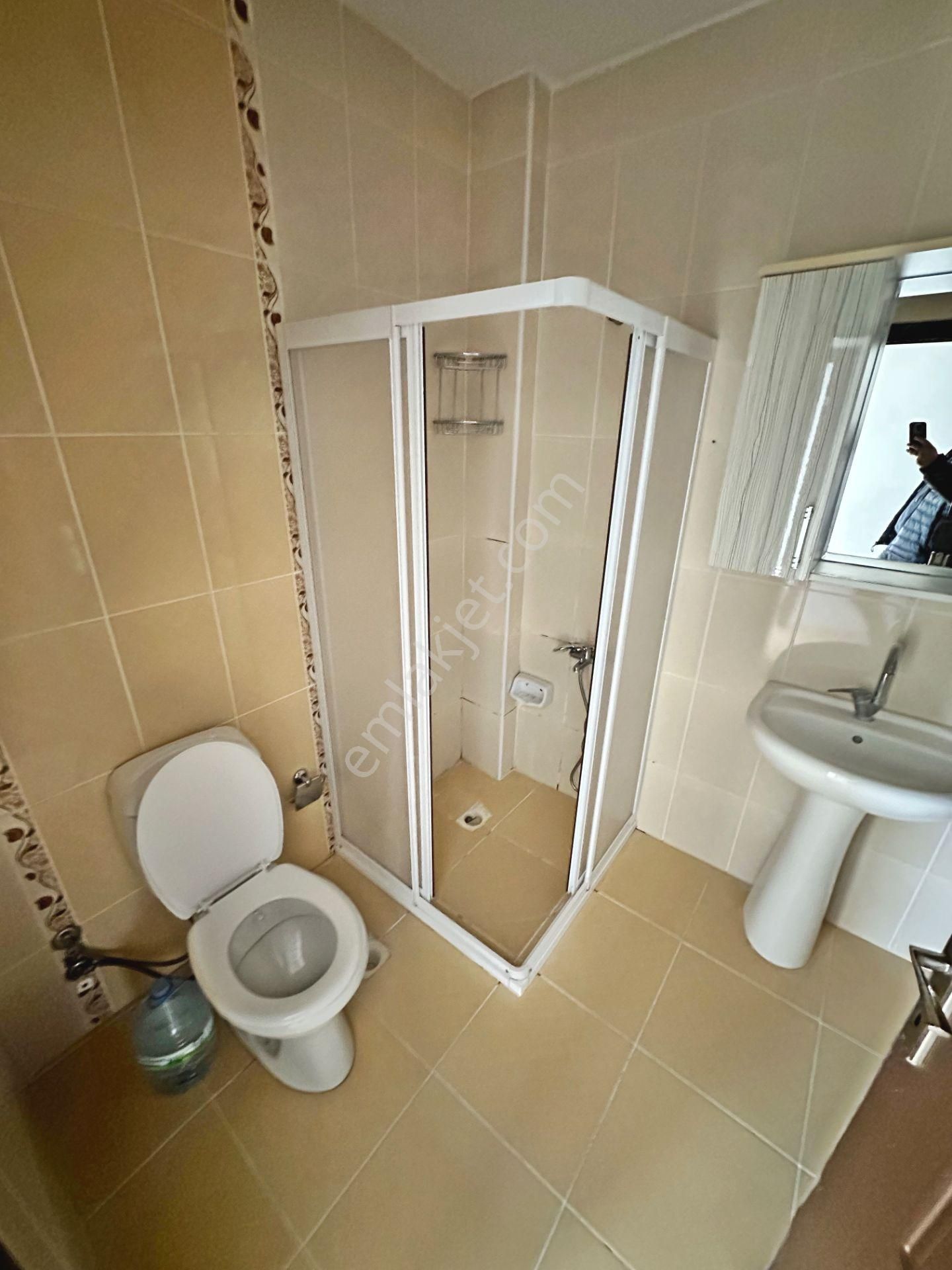 30 Ağustos Okul Yakınında Katta Asansörlü Yapılı 3+1 Satılık Daire - Görsel 13