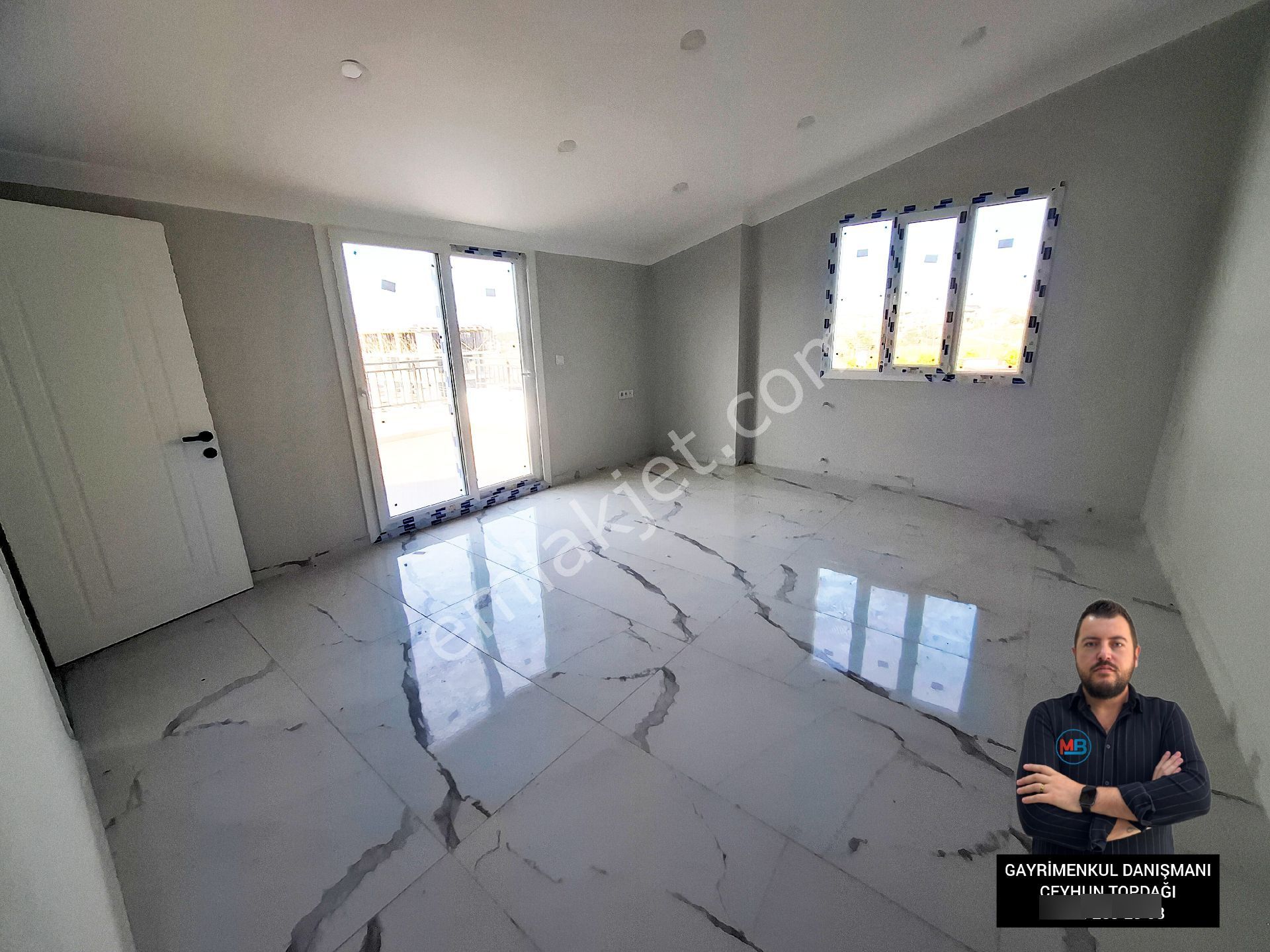 Didim'de Satılık Sıfır 3+1 Ayrı Mutfak Ön Cephe Asansörlü Çatı Dubleksi ! - Görsel 23