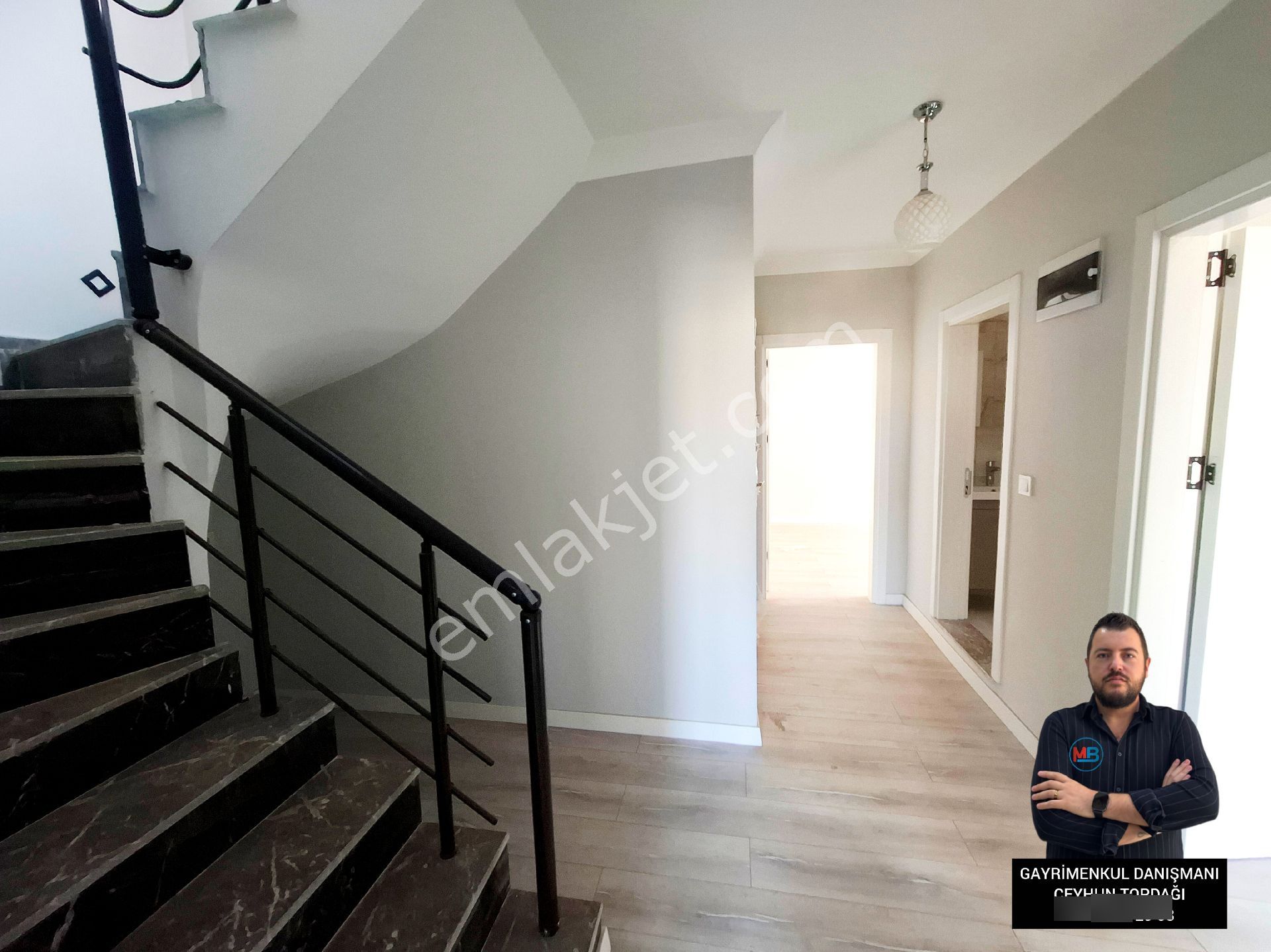 Didim'de Satılık Sıfır 3+1 Ayrı Mutfak Ön Cephe Asansörlü Çatı Dubleksi ! - Görsel 3