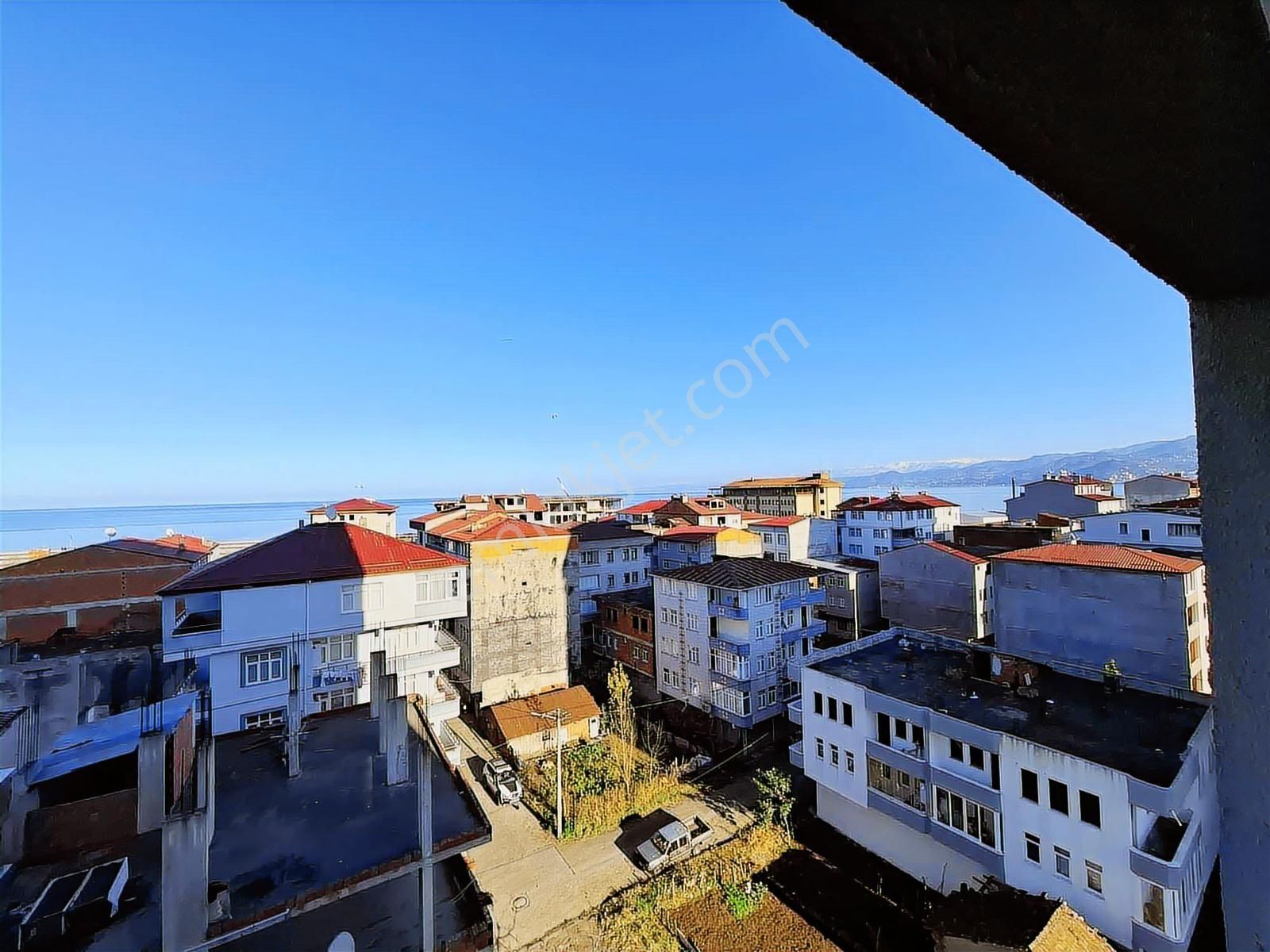 Araklı Yol Gören Tokiler'de Satılık 3+1 Daire - Görsel 2