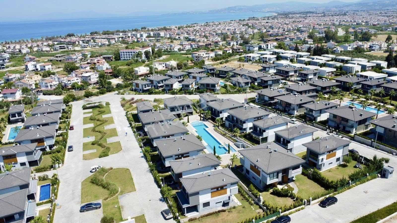 Ev-kur Emlaktan Güzelçamlı'da Denize 650 Mt Satılık 3+1 Villa - Görsel 14