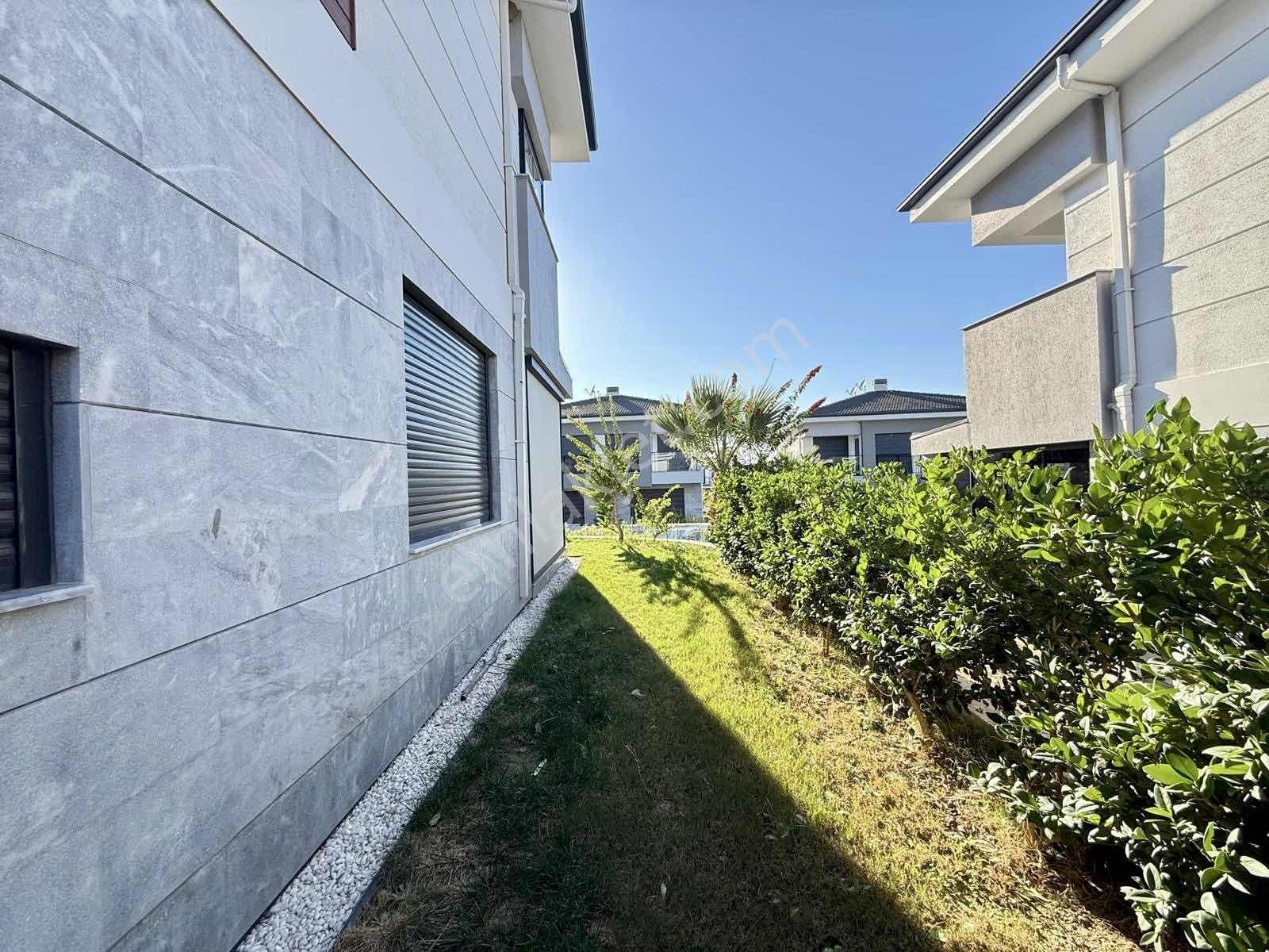 Ev-kur Emlaktan Güzelçamlı'da Denize 650 Mt Satılık 3+1 Villa - Görsel 13